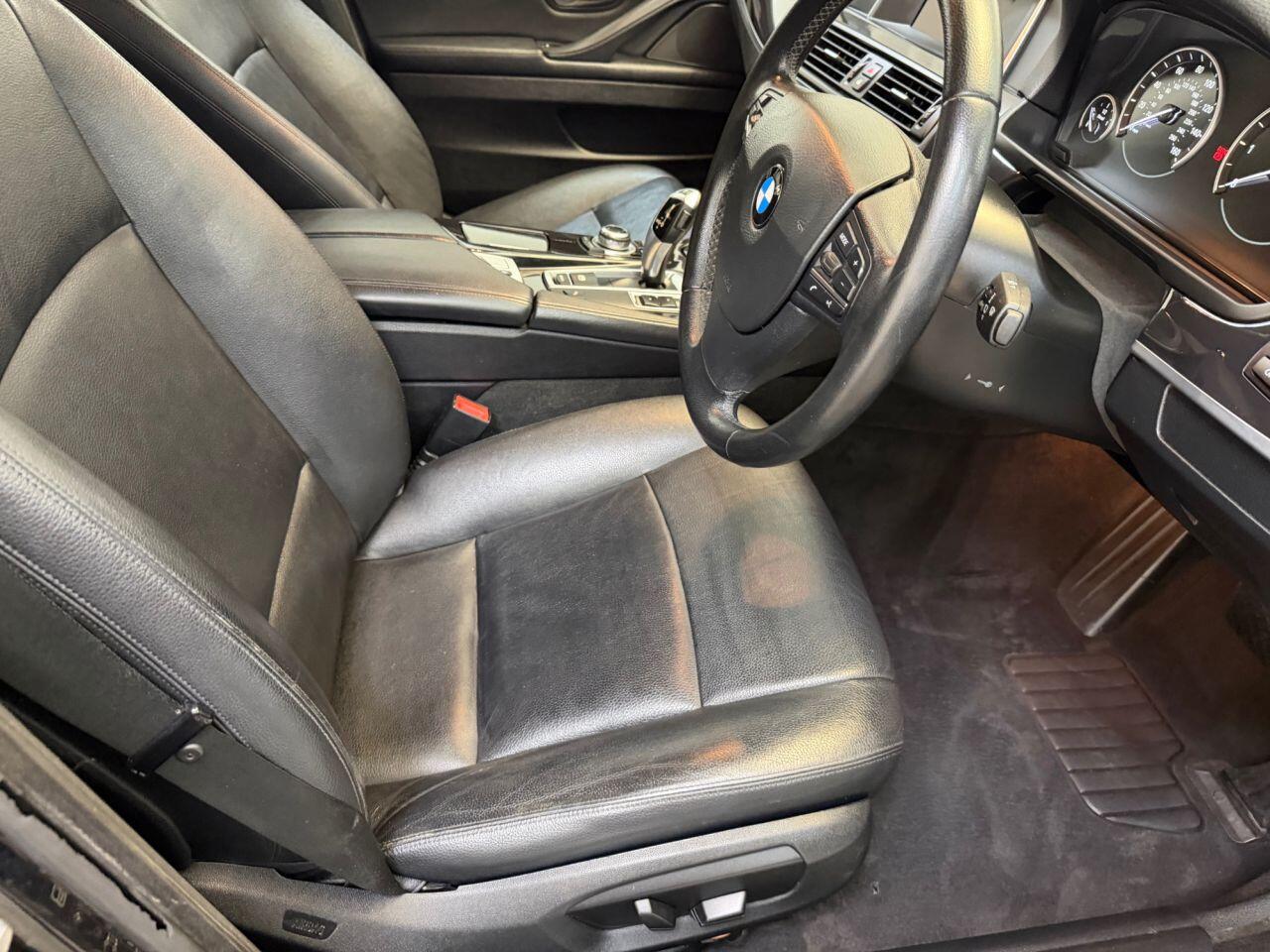 BMW 5 Series view 14