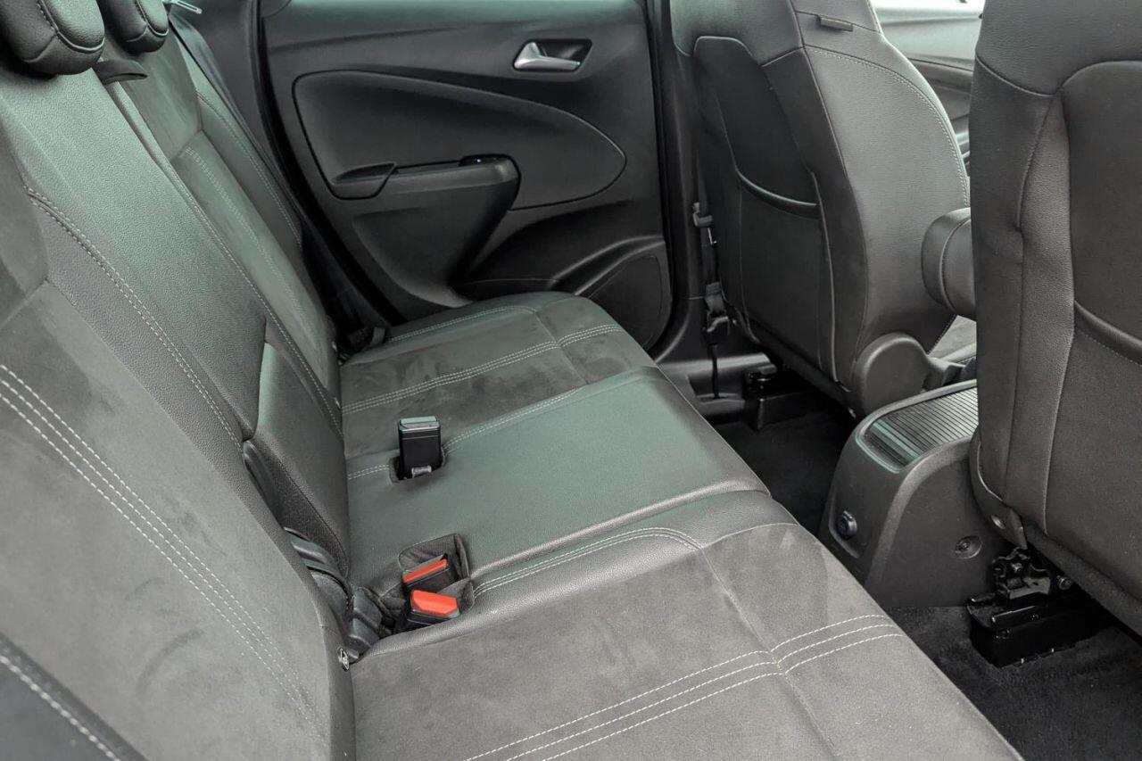 Vauxhall Crossland view 18