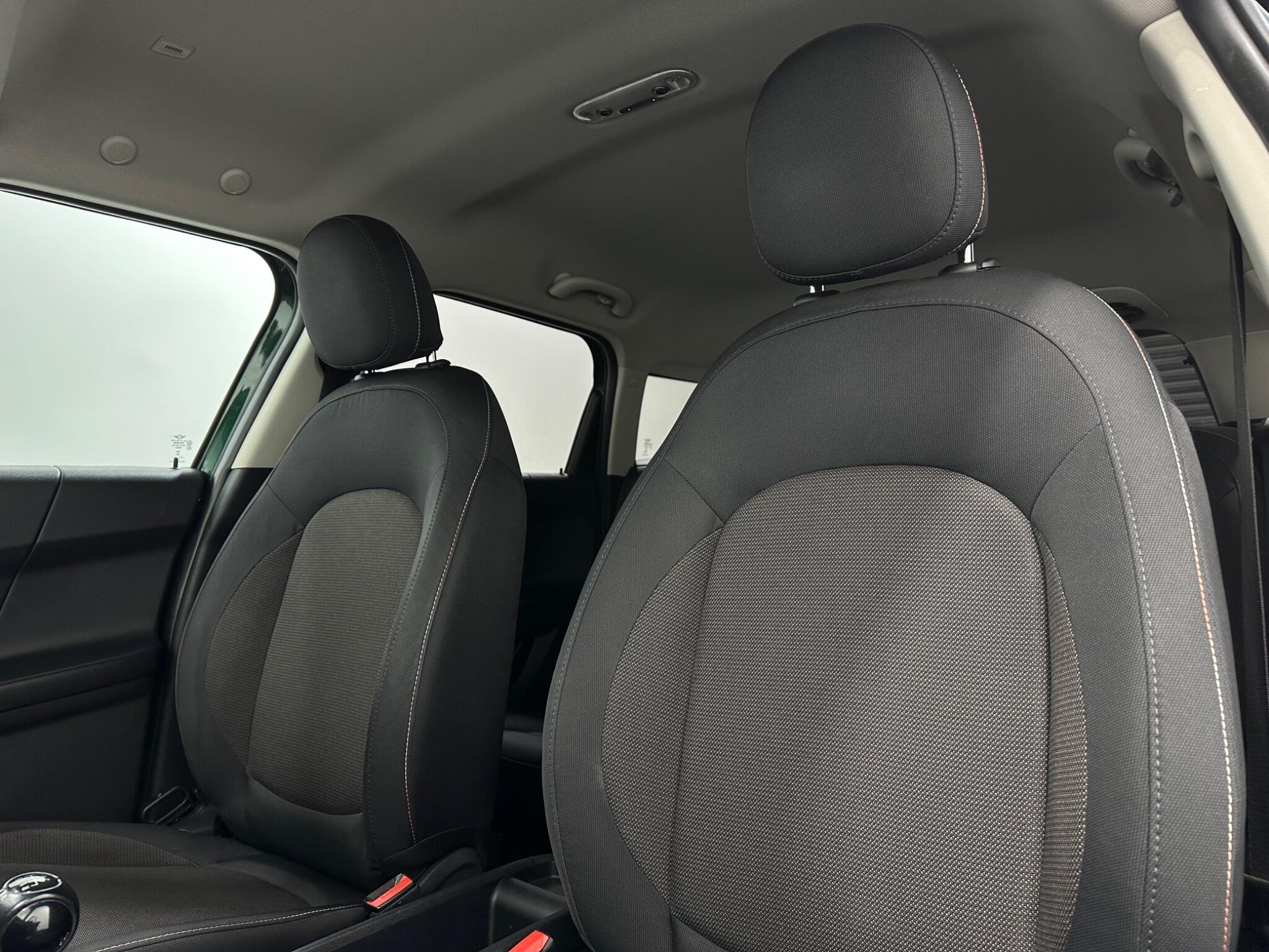 Mini Countryman view 37
