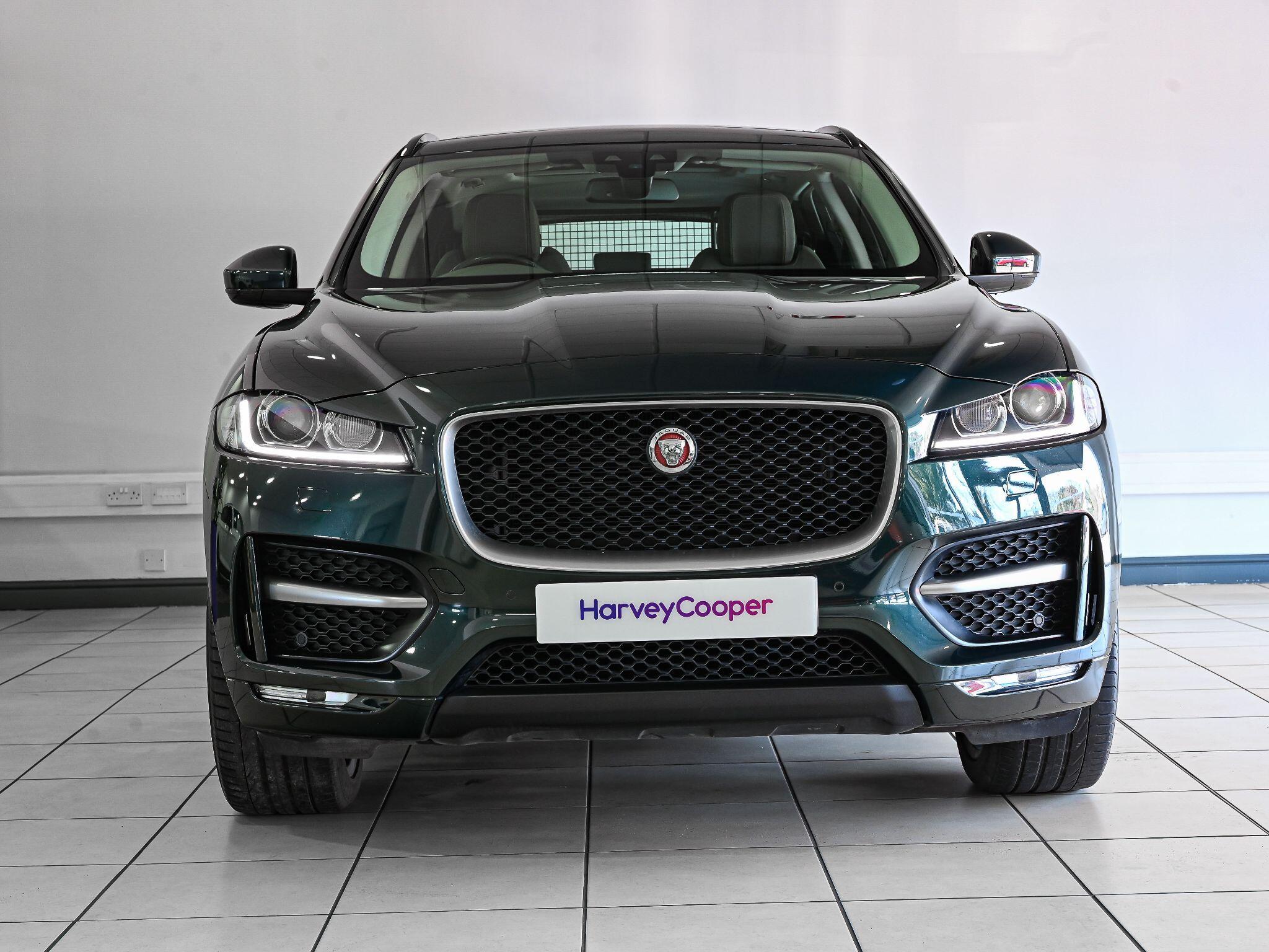 Jaguar F-Pace view 18