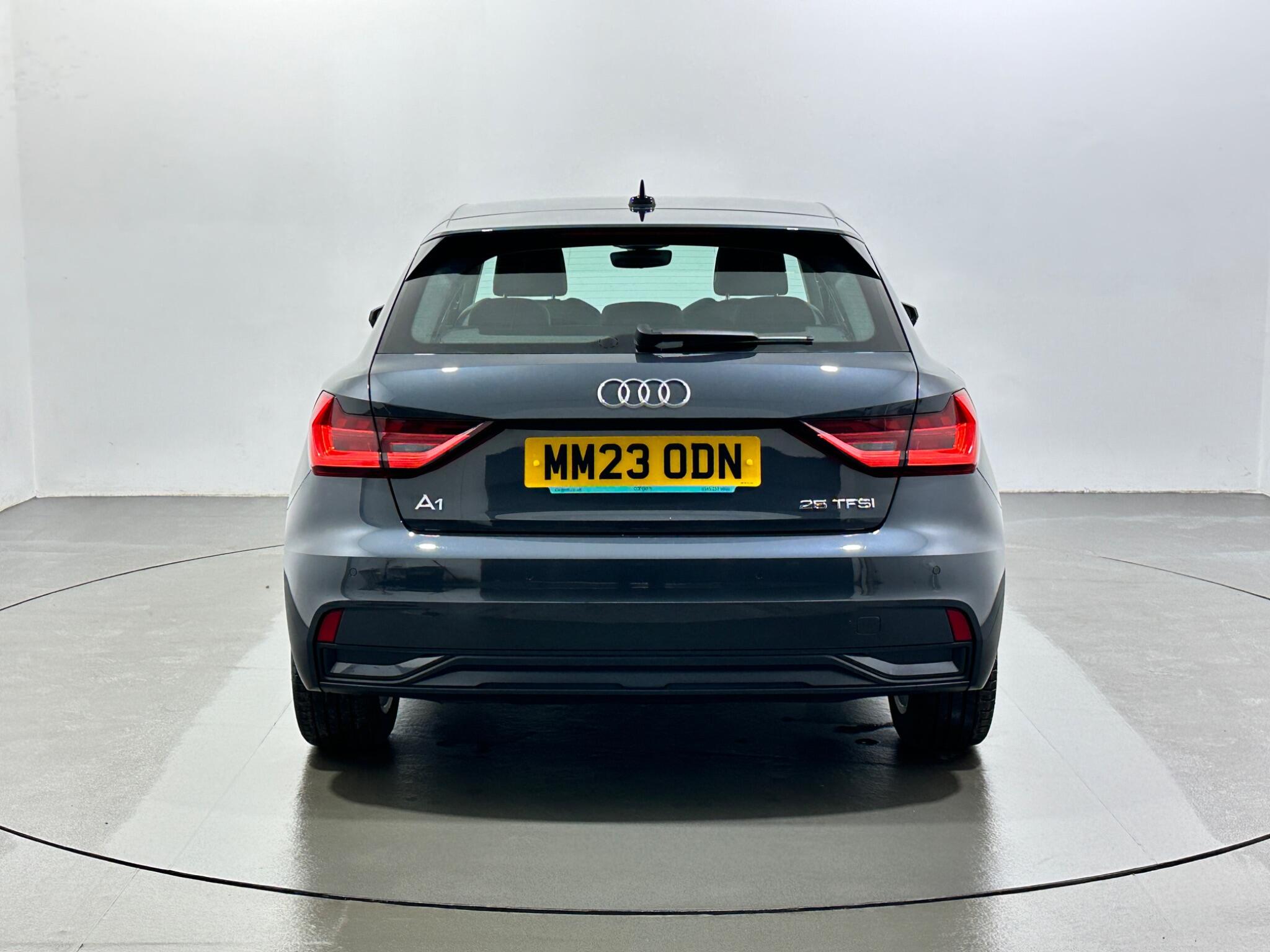 Audi A1 view 7