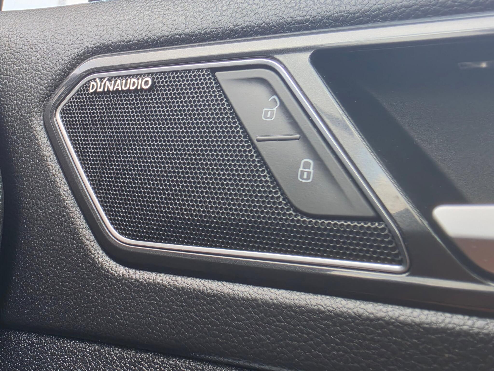 Volkswagen Tiguan view 28