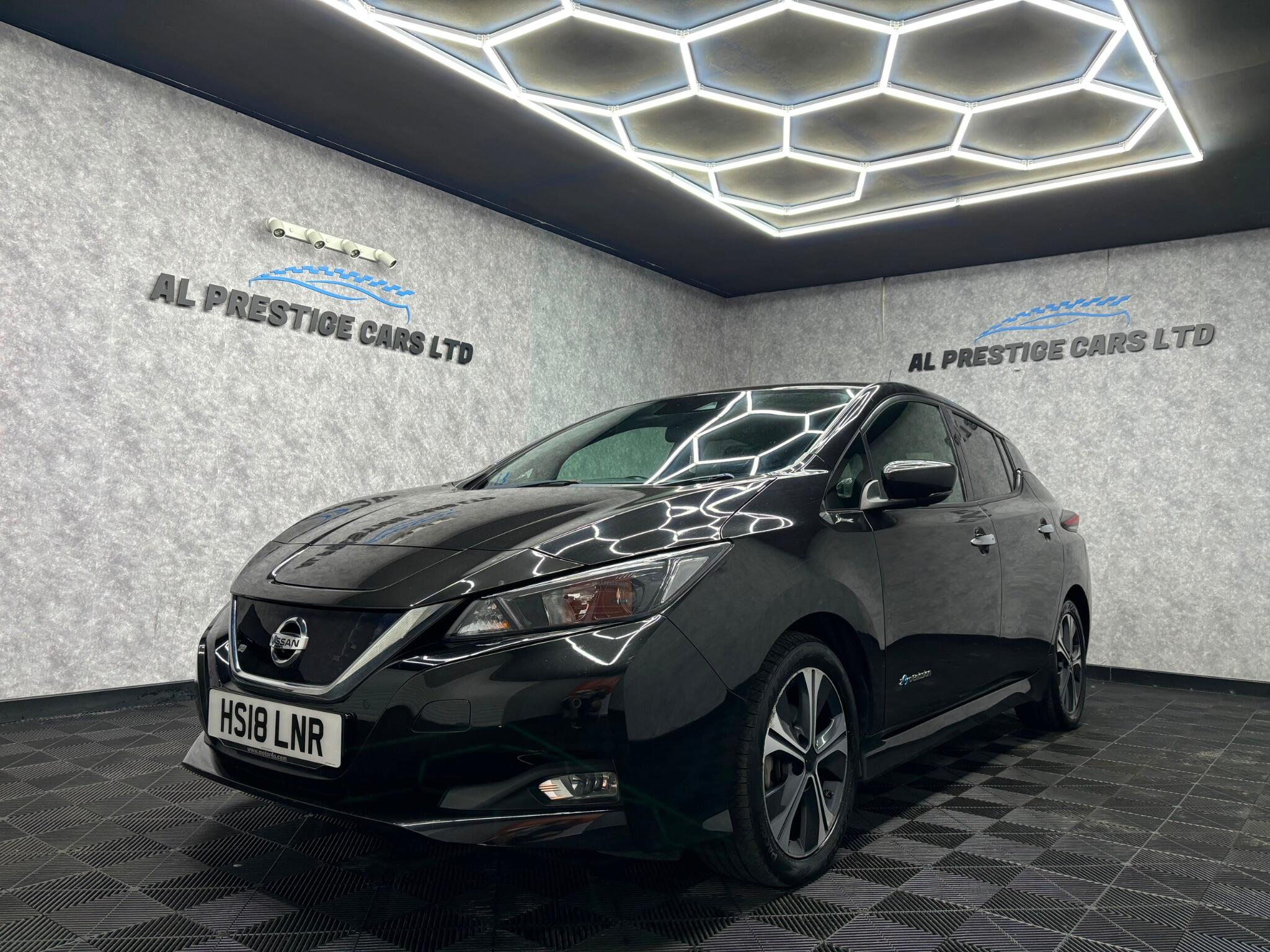 Nissan Leaf main image