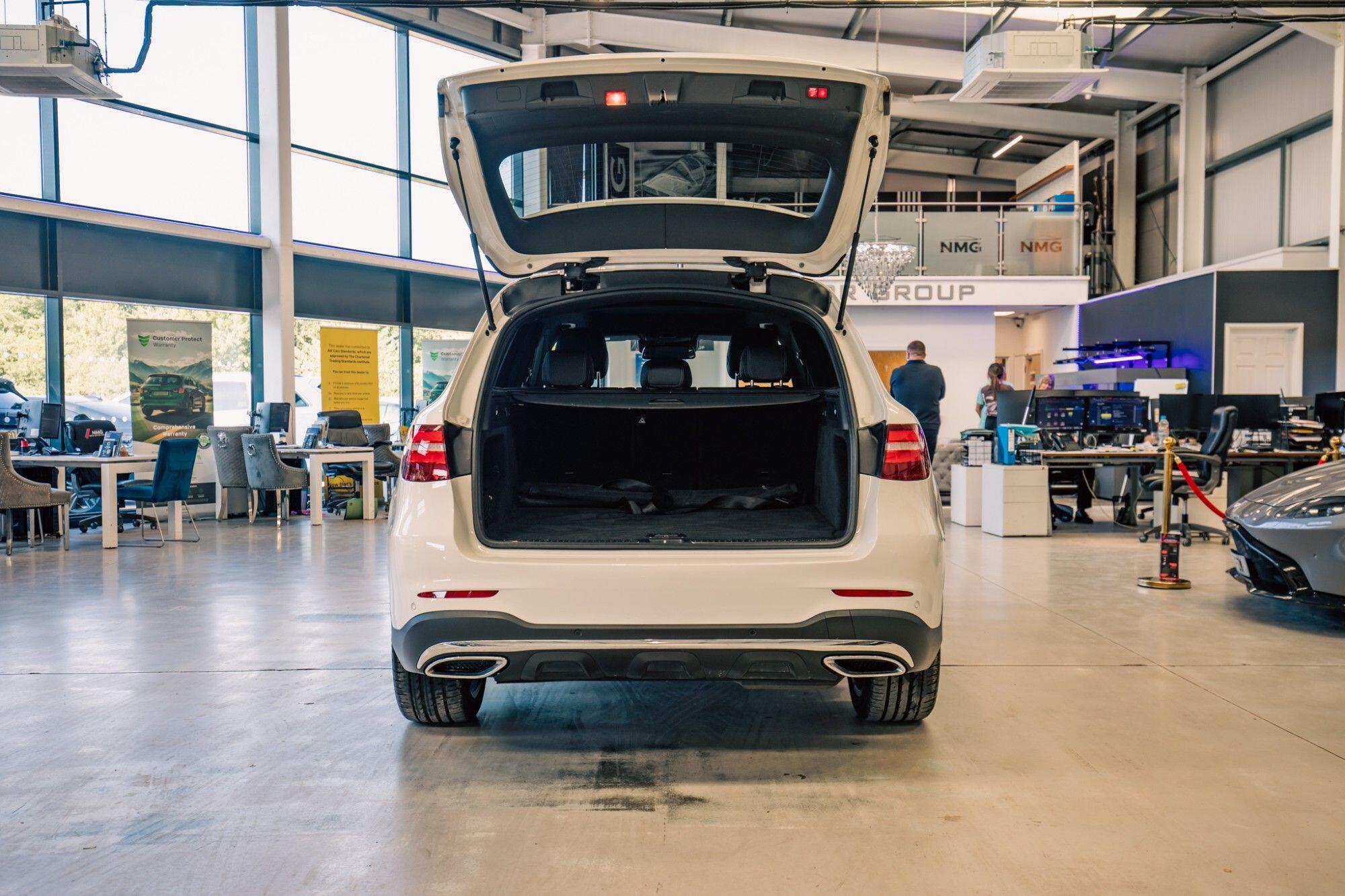 Mercedes-Benz GLC view 43