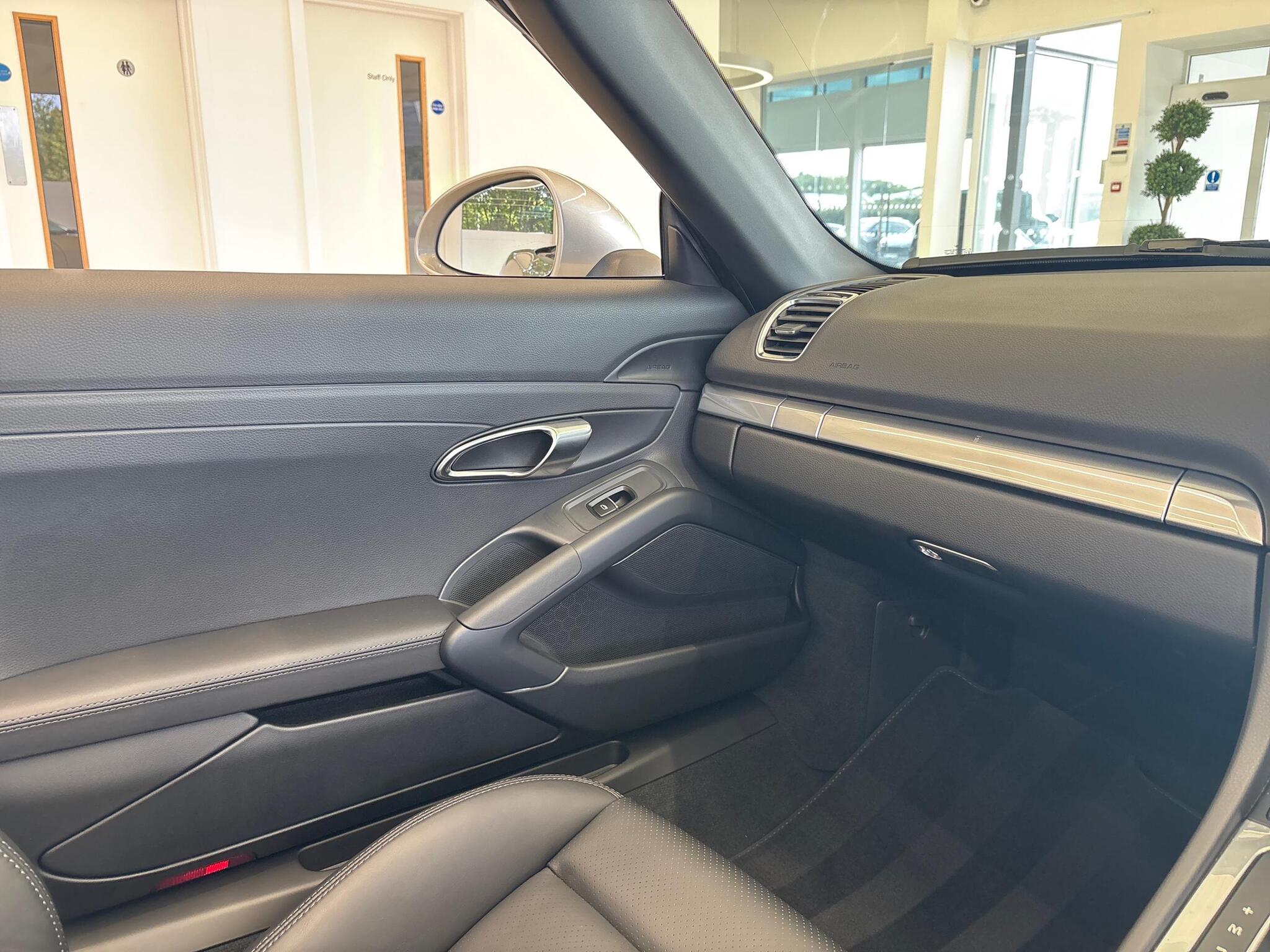 Porsche Boxster view 43
