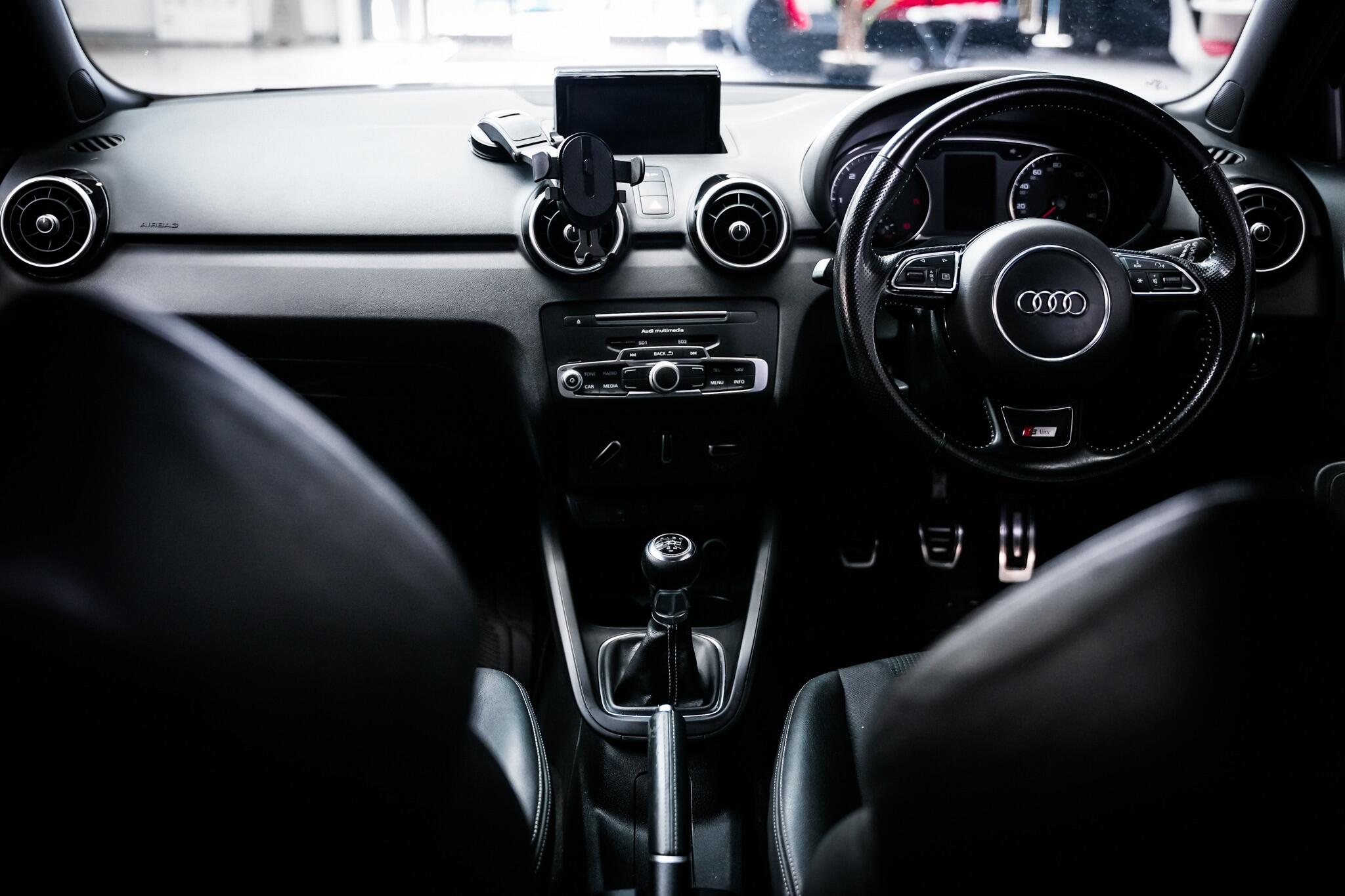 Audi A1 view 21