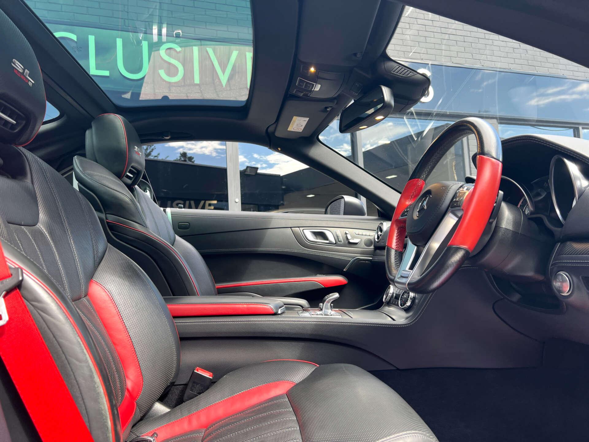 Mercedes-Benz SL view 35