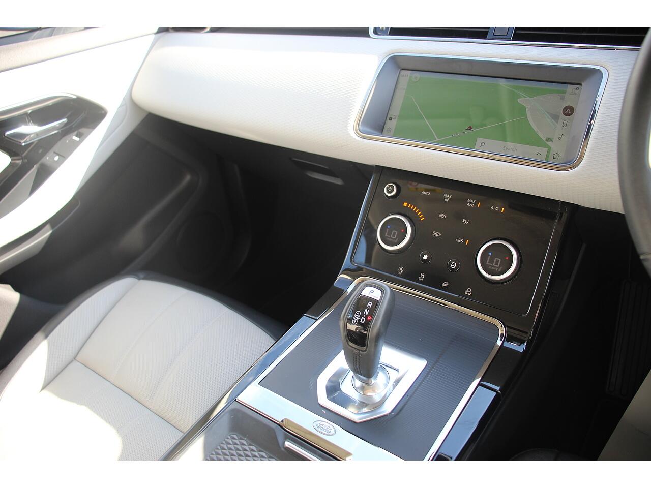 Land Rover Range Rover Evoque view 26