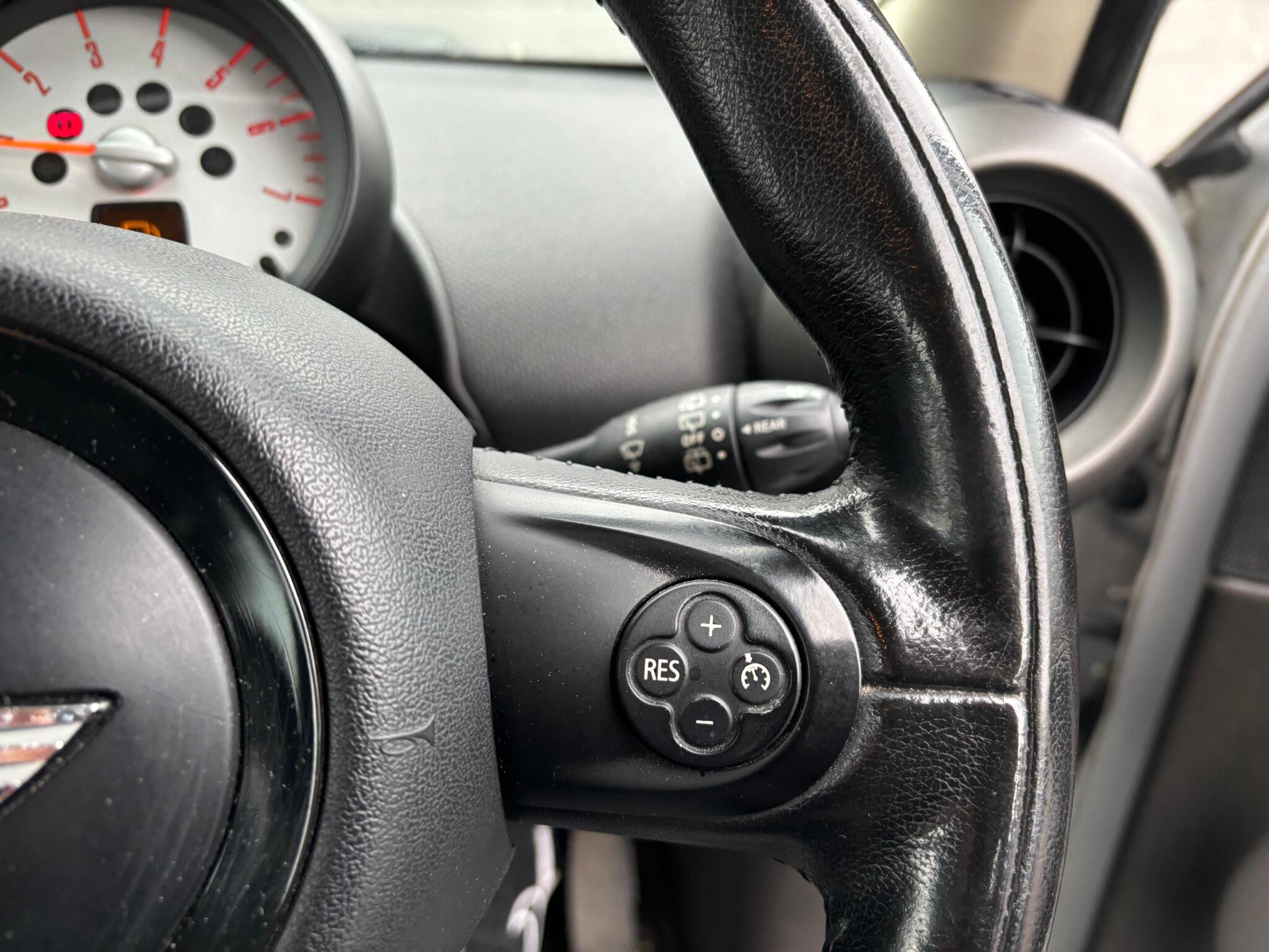 Mini Countryman view 12