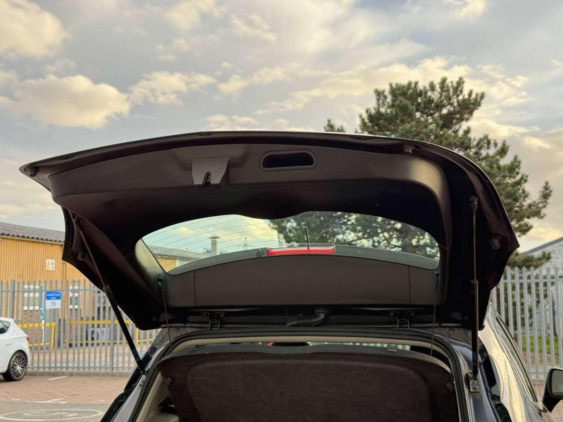 Vauxhall Mokka view 29