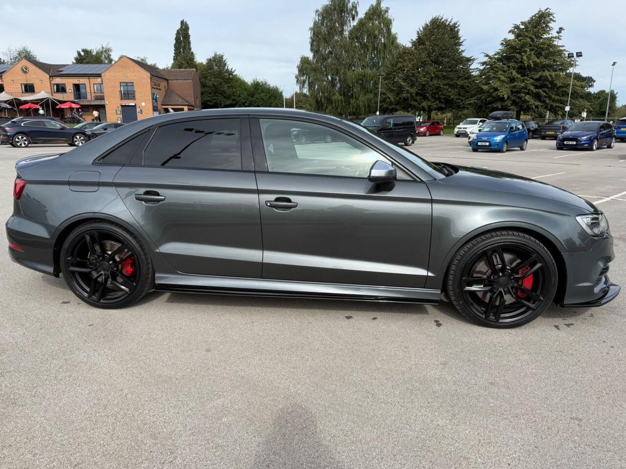 Audi S3 view 40