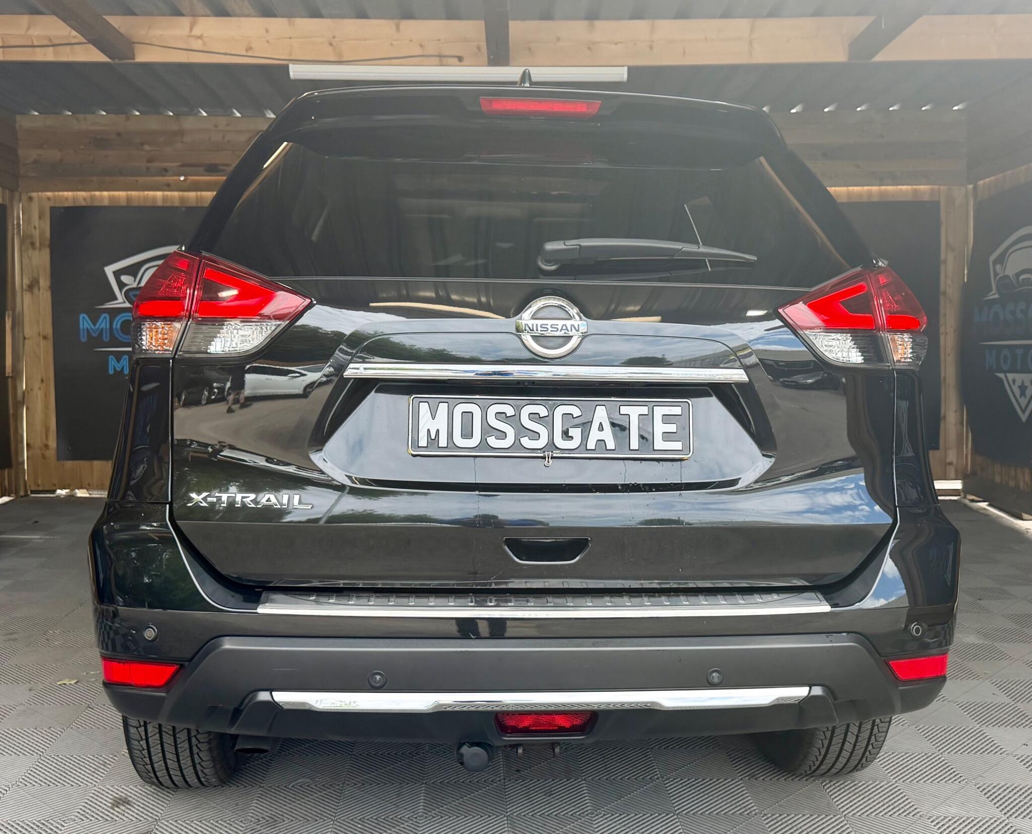 Nissan X-Trail view 10