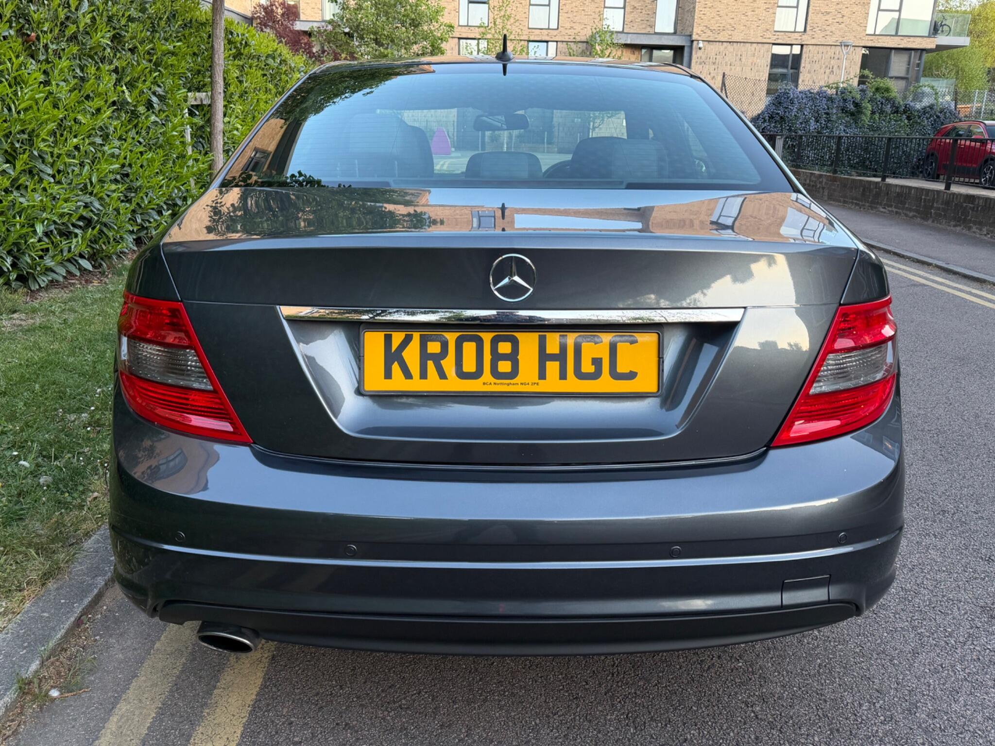 Mercedes-Benz C-Class view 9