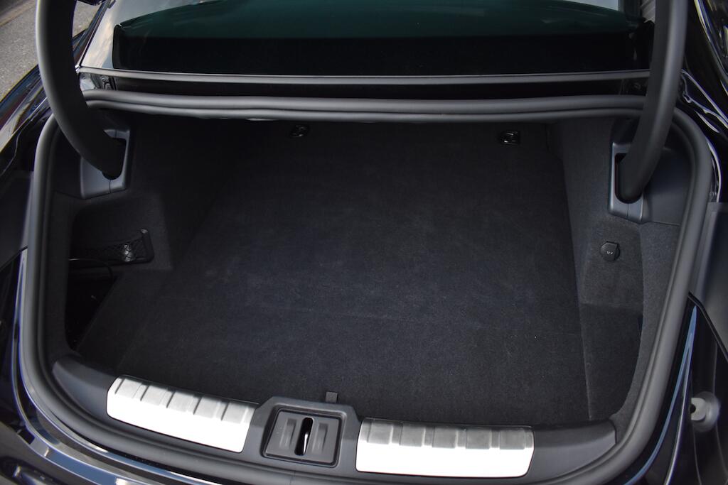 Porsche Taycan view 48