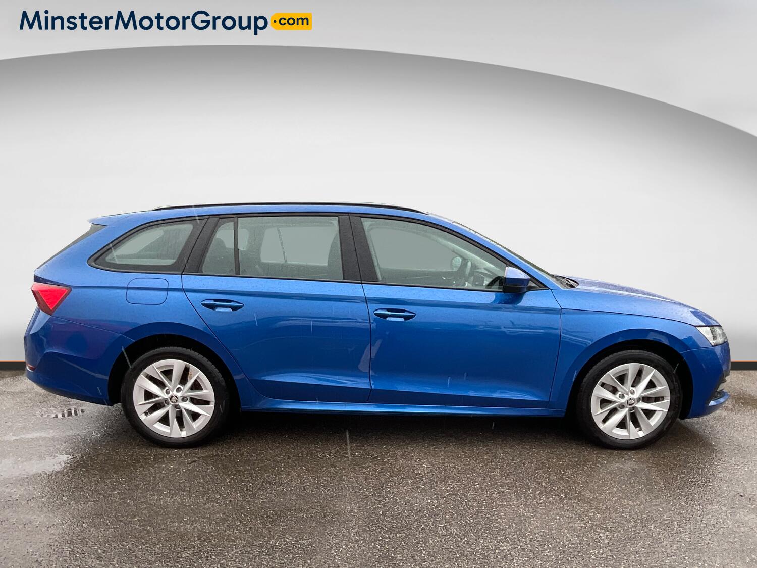Skoda Octavia view 2