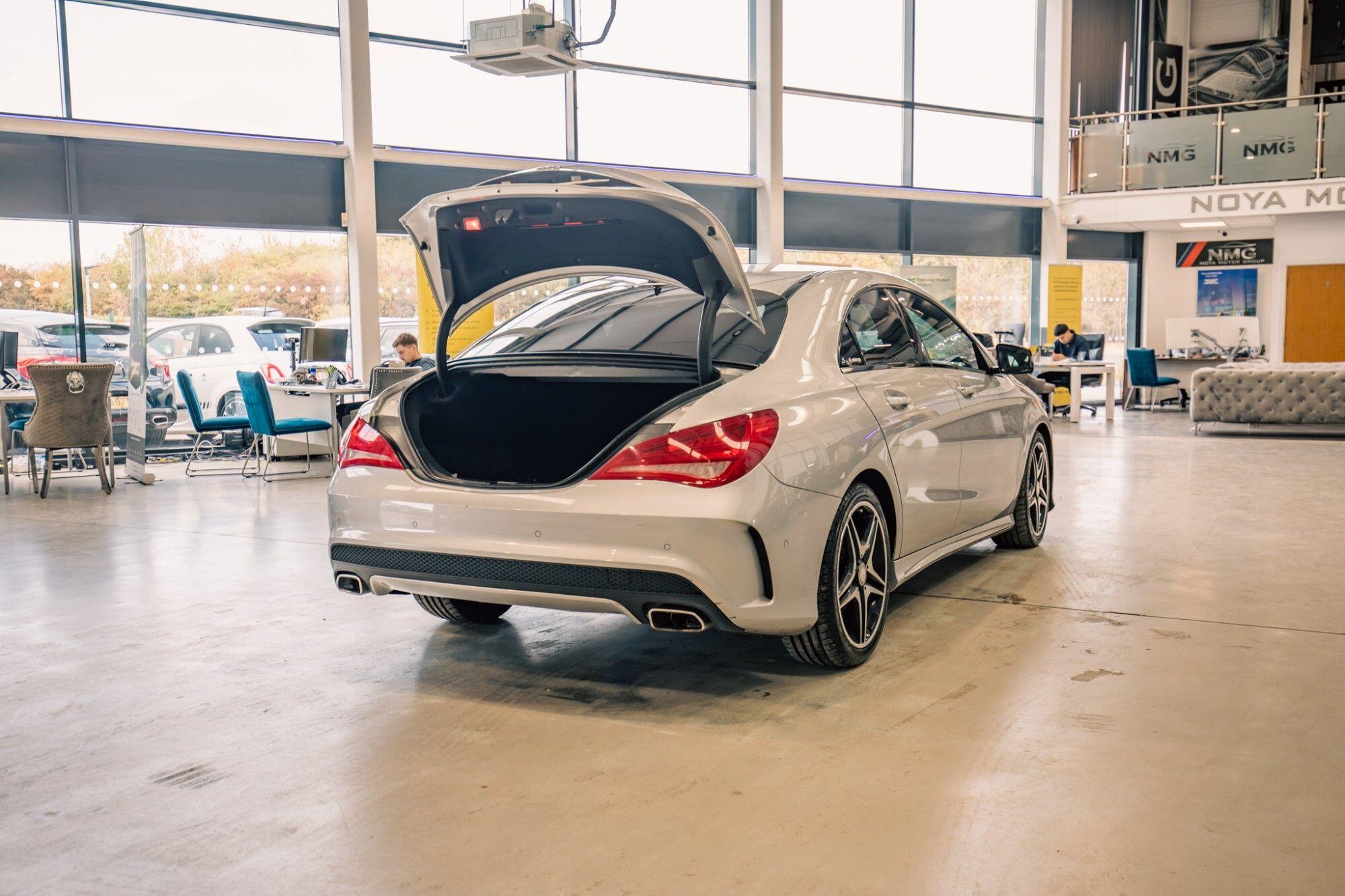 Mercedes-Benz Cla view 31