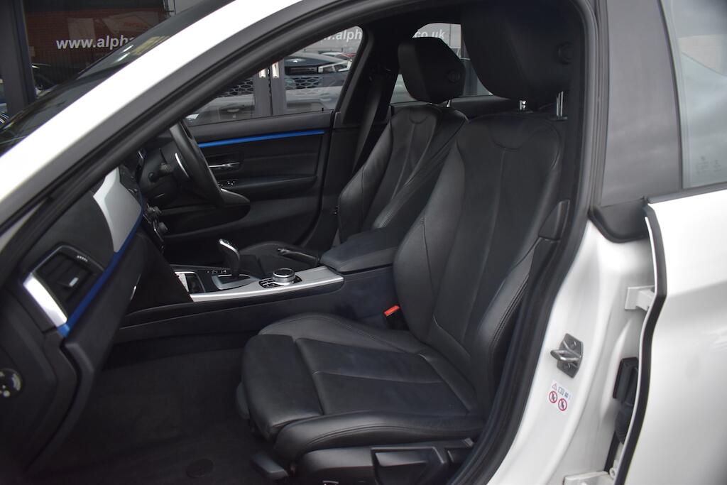 BMW 4 Series view 12