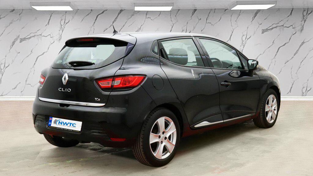 Renault Clio view 6