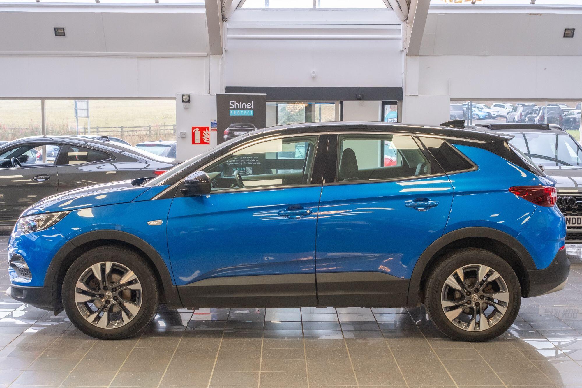 Vauxhall Grandland X view 14