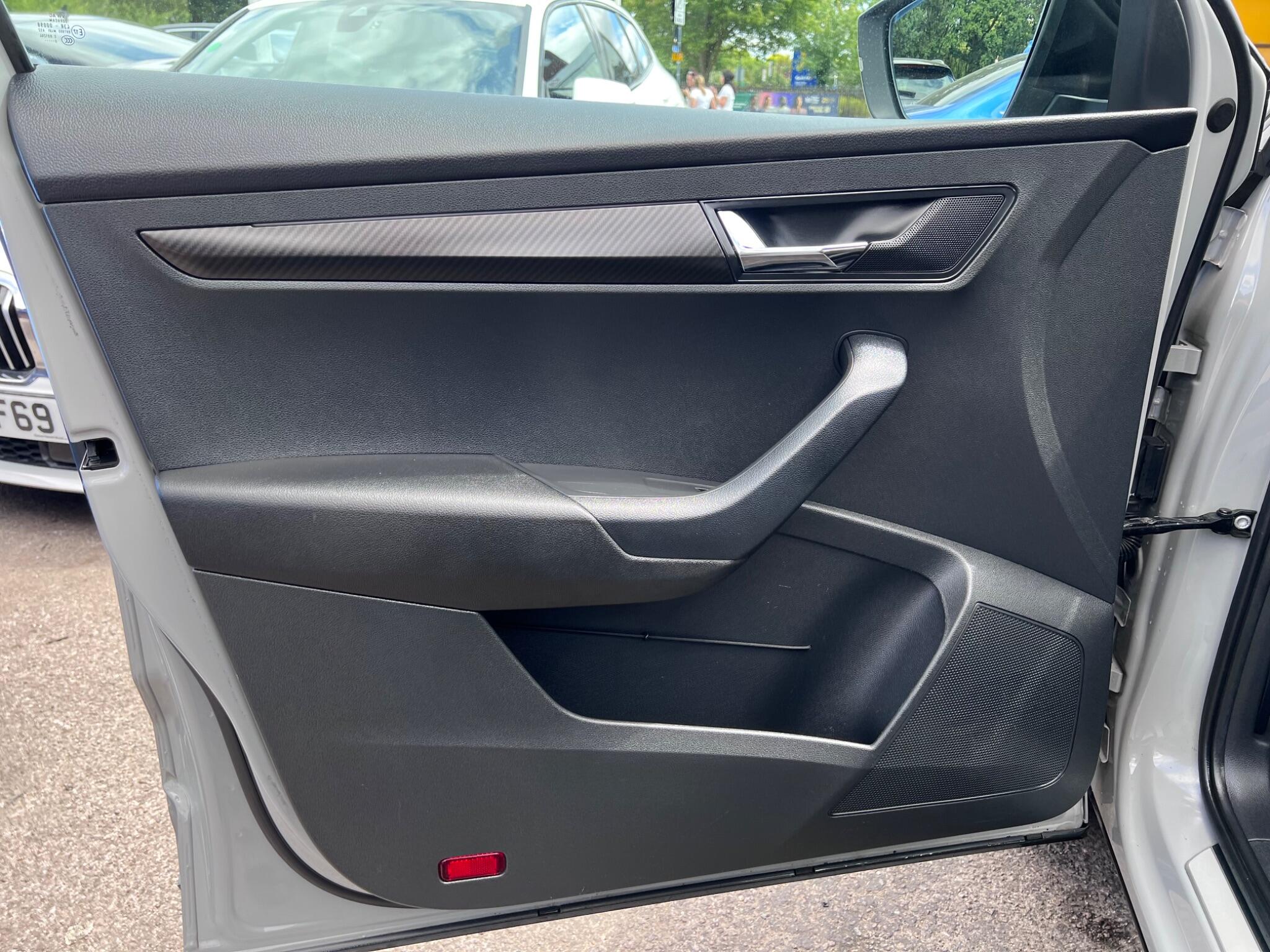 Skoda Karoq view 35