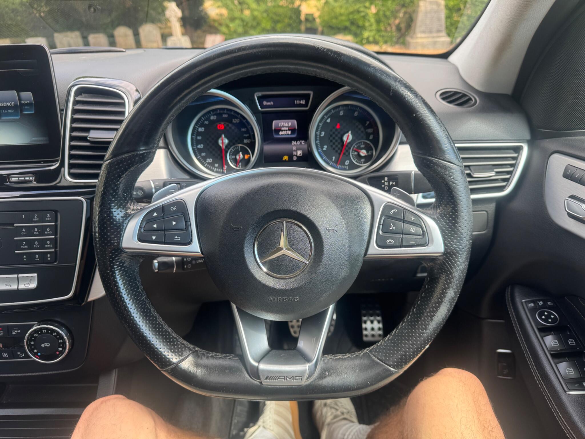 Mercedes-Benz Gle view 69