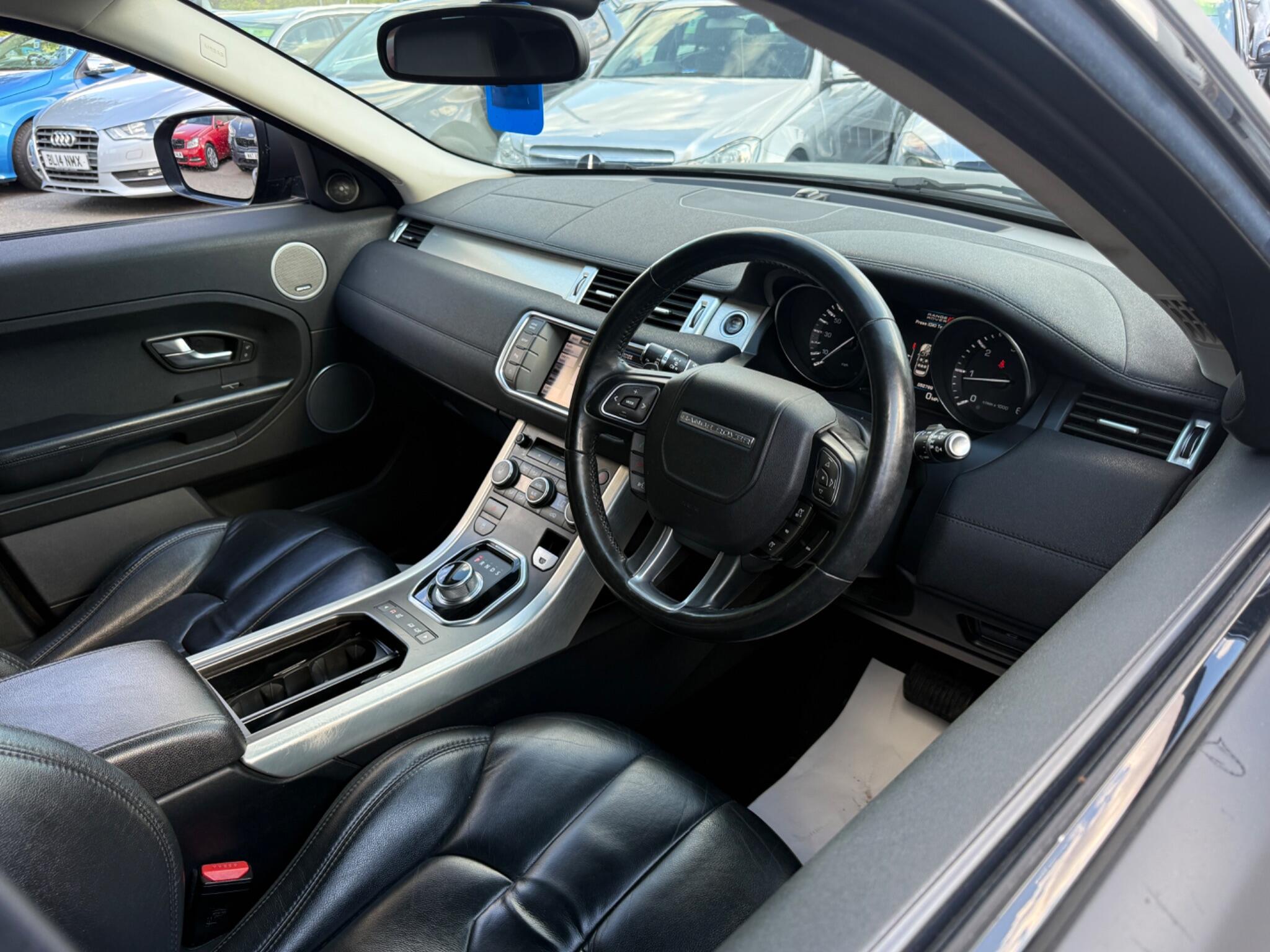Land Rover Range Rover Evoque - Image 3