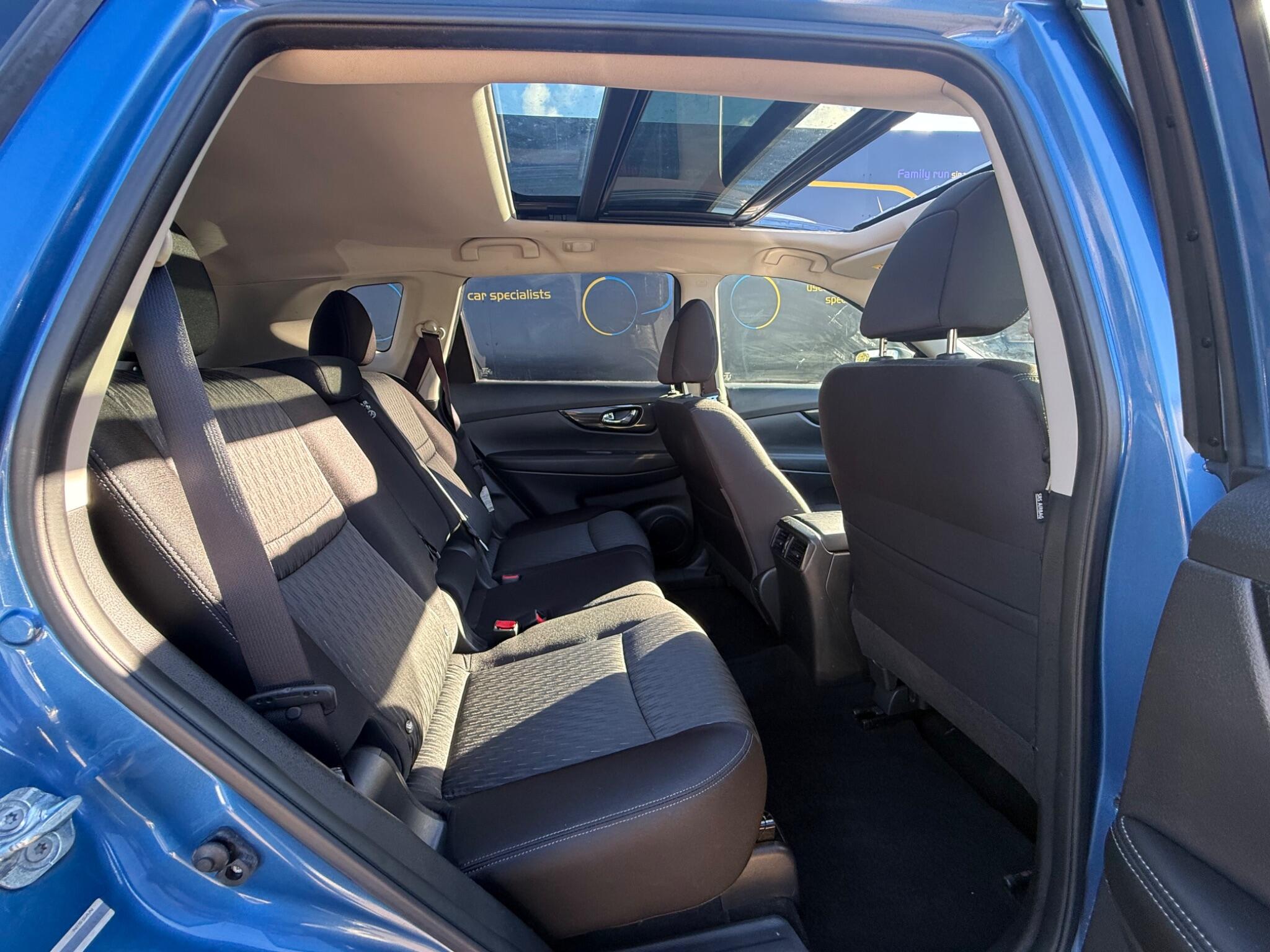 Nissan X-Trail view 21