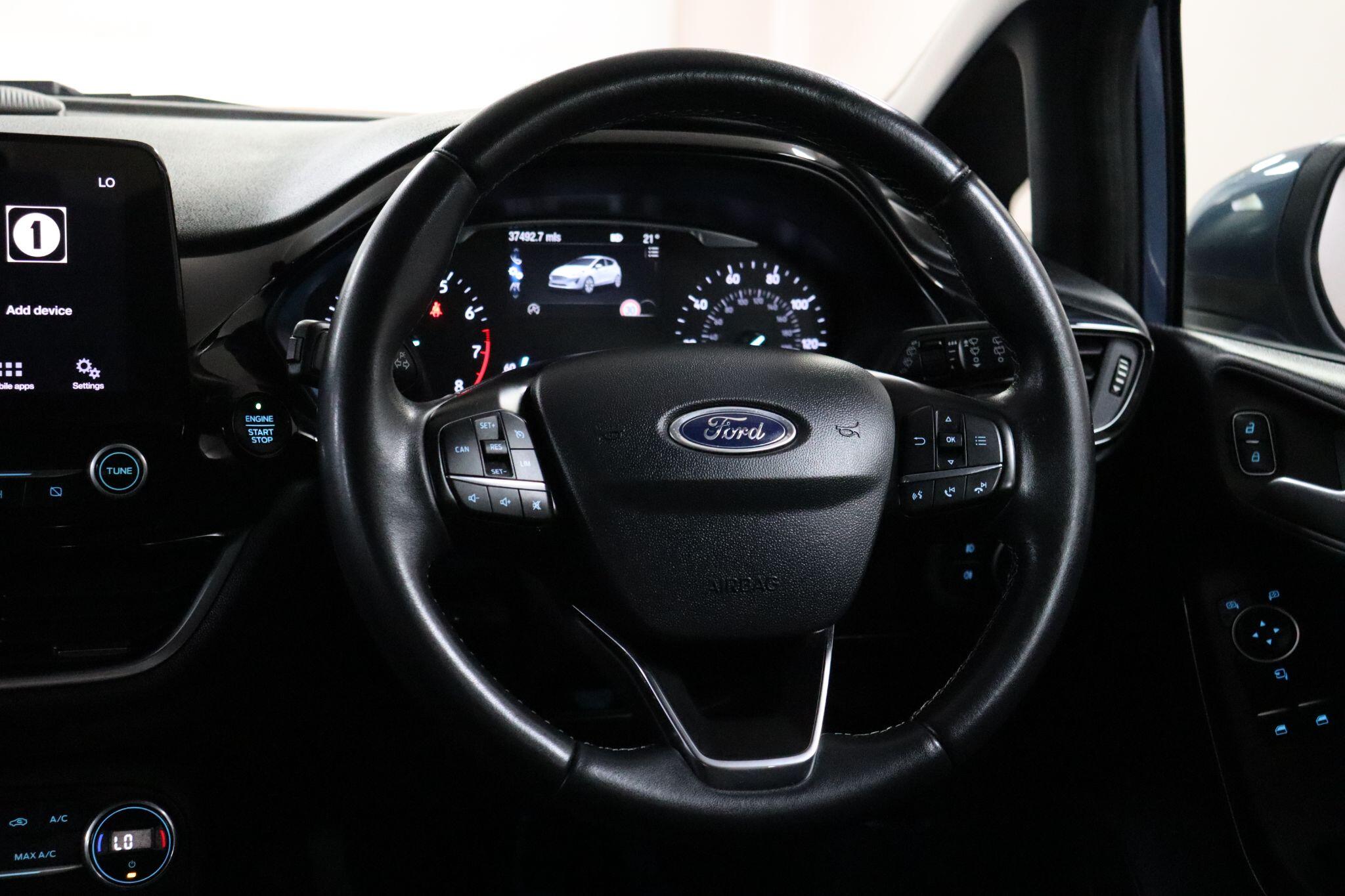 Ford Fiesta view 45