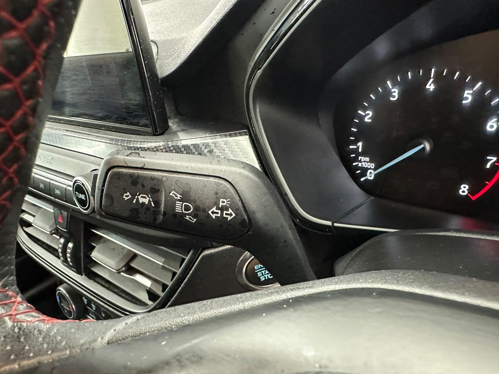 Ford Focus view 45