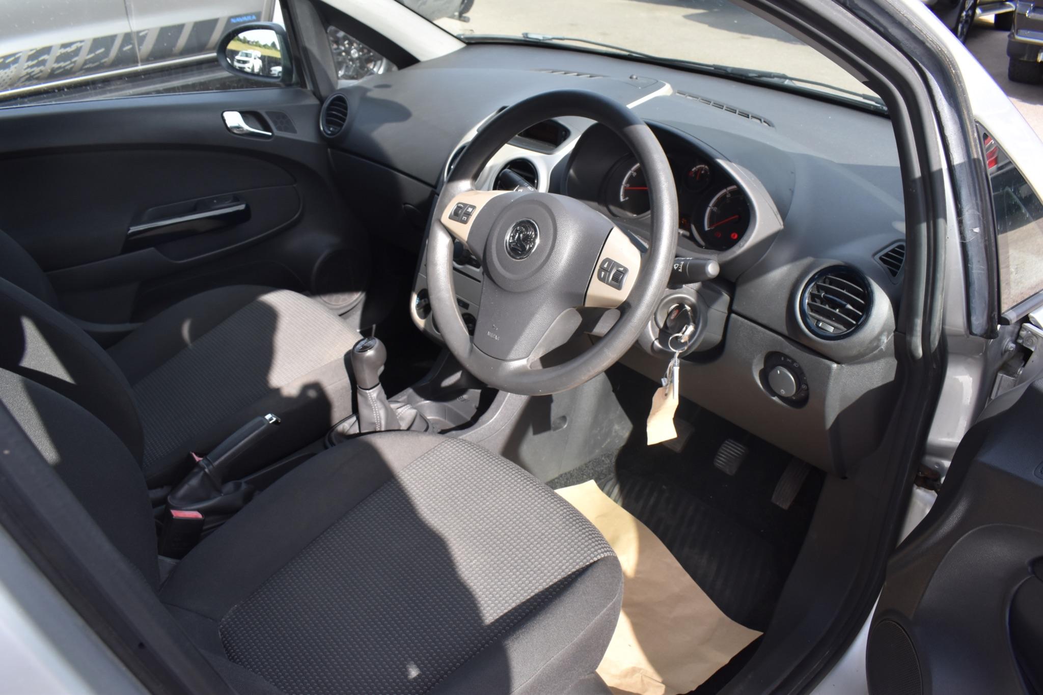 Corsa - 1.2i 16v Active 5dr - Image 25