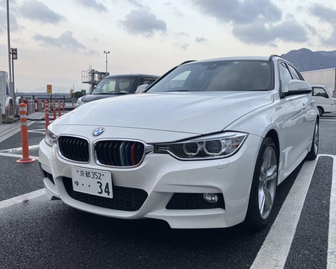 BMW 3 Series view 6