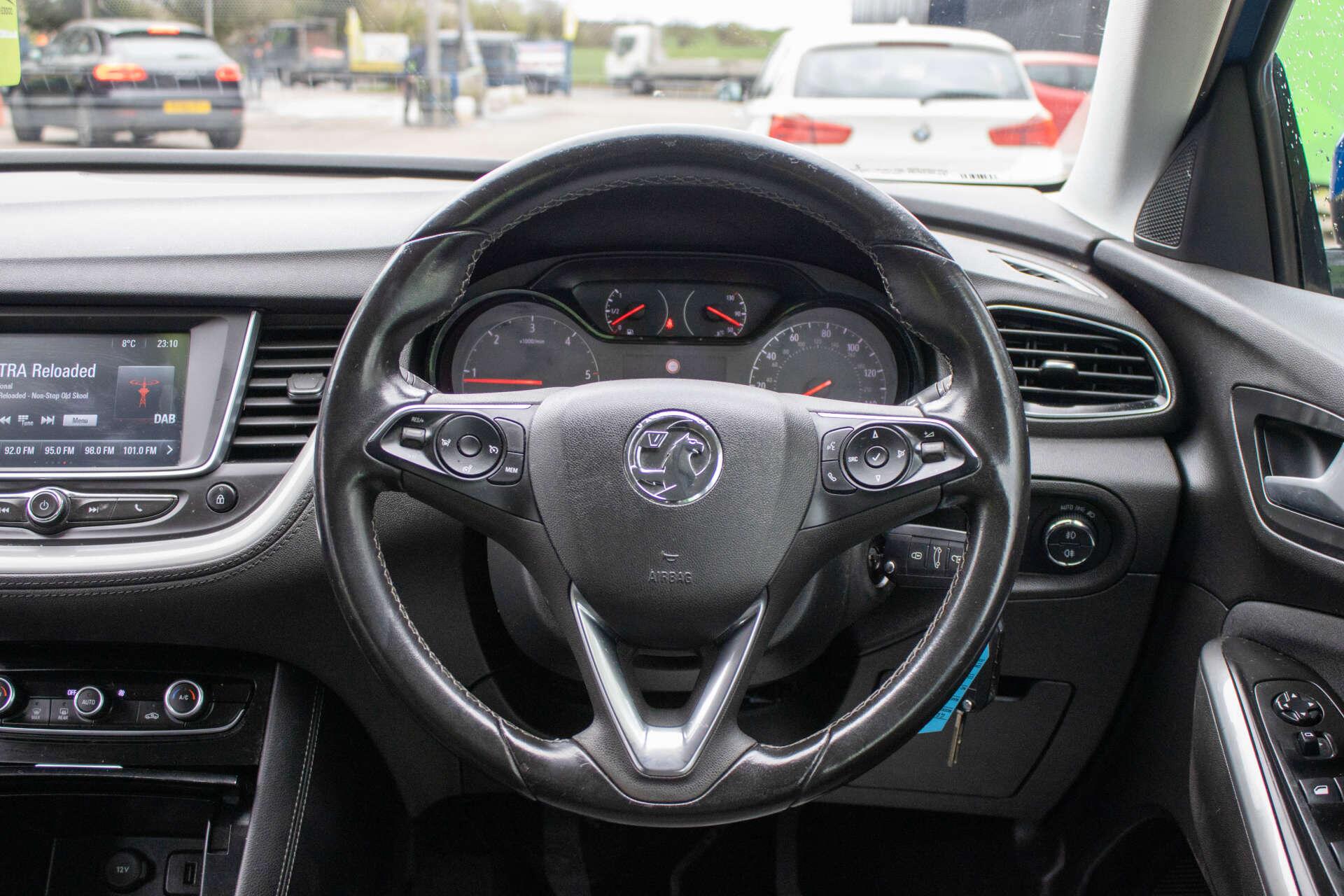 Vauxhall Grandland X view 18