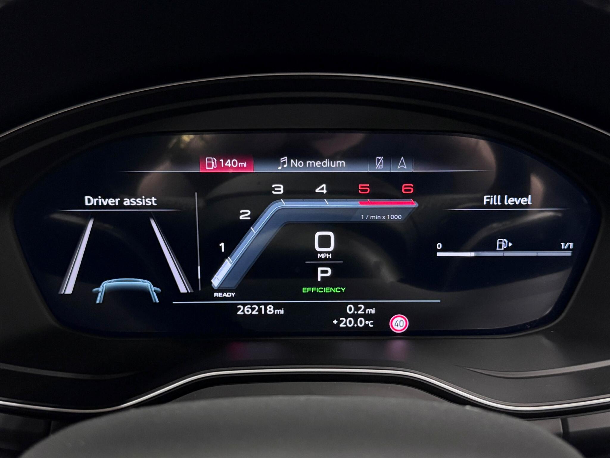 Audi Q5 view 14