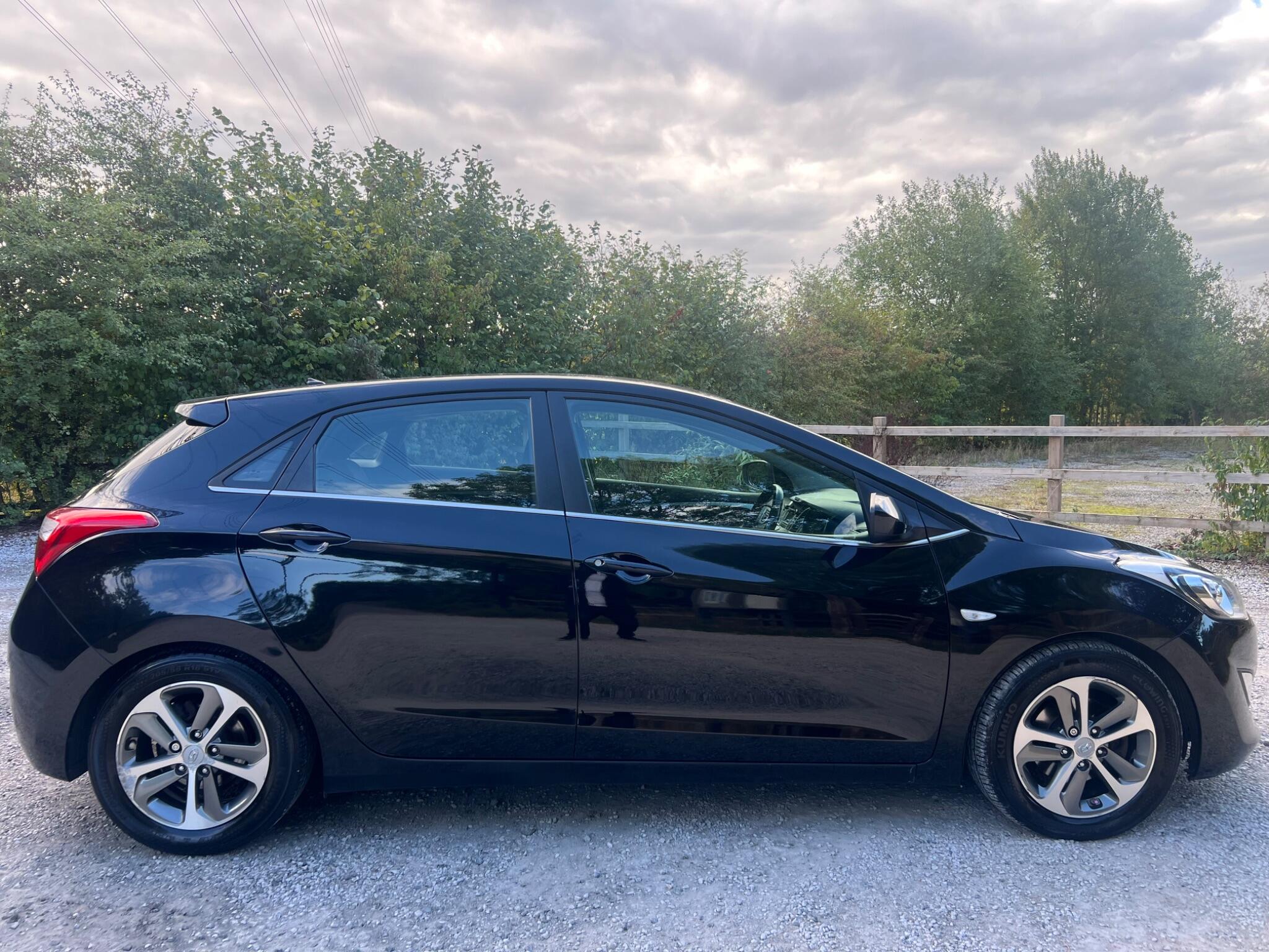 Hyundai i30 view 8