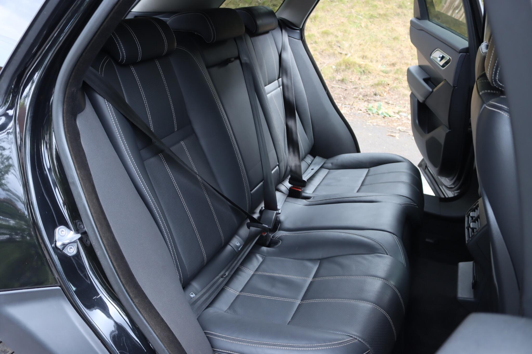 Land Rover Range Rover Velar view 35