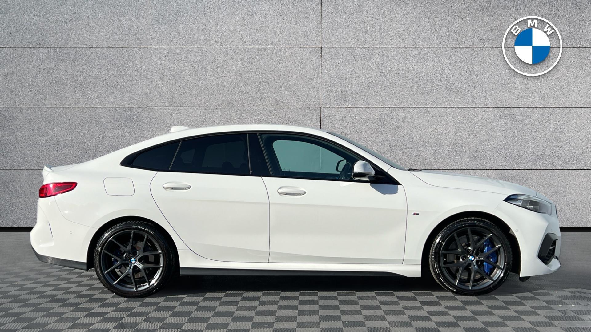 BMW 2 Series view 3