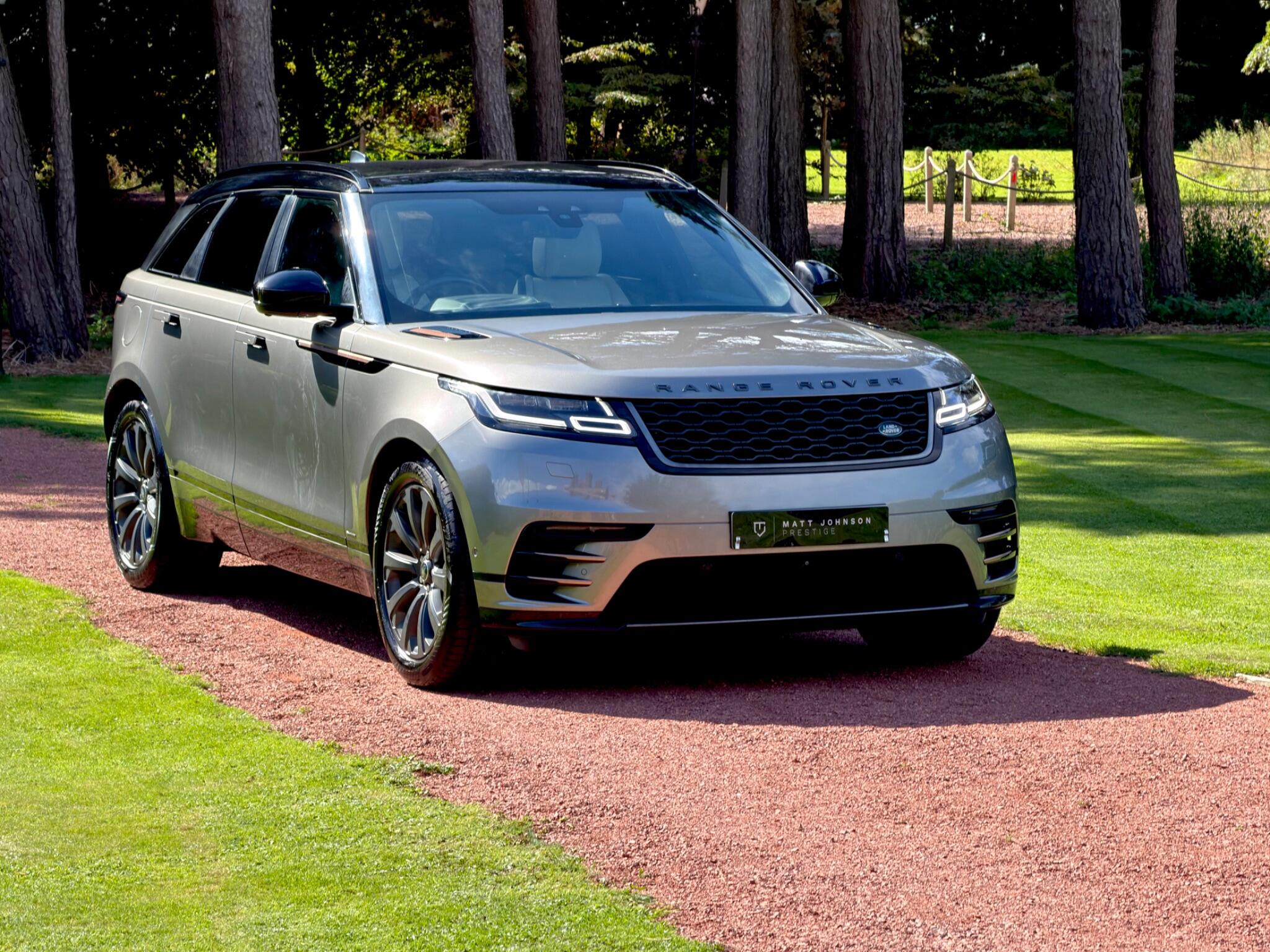 Land Rover Range Rover Velar view 5