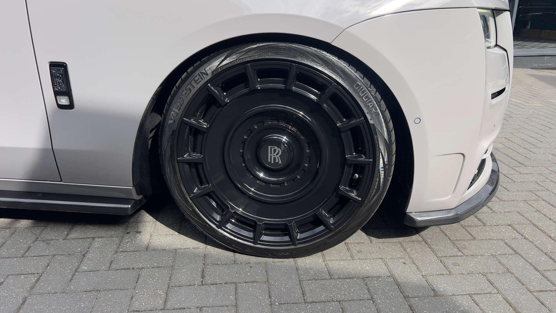 Rolls-Royce Ghost view 33