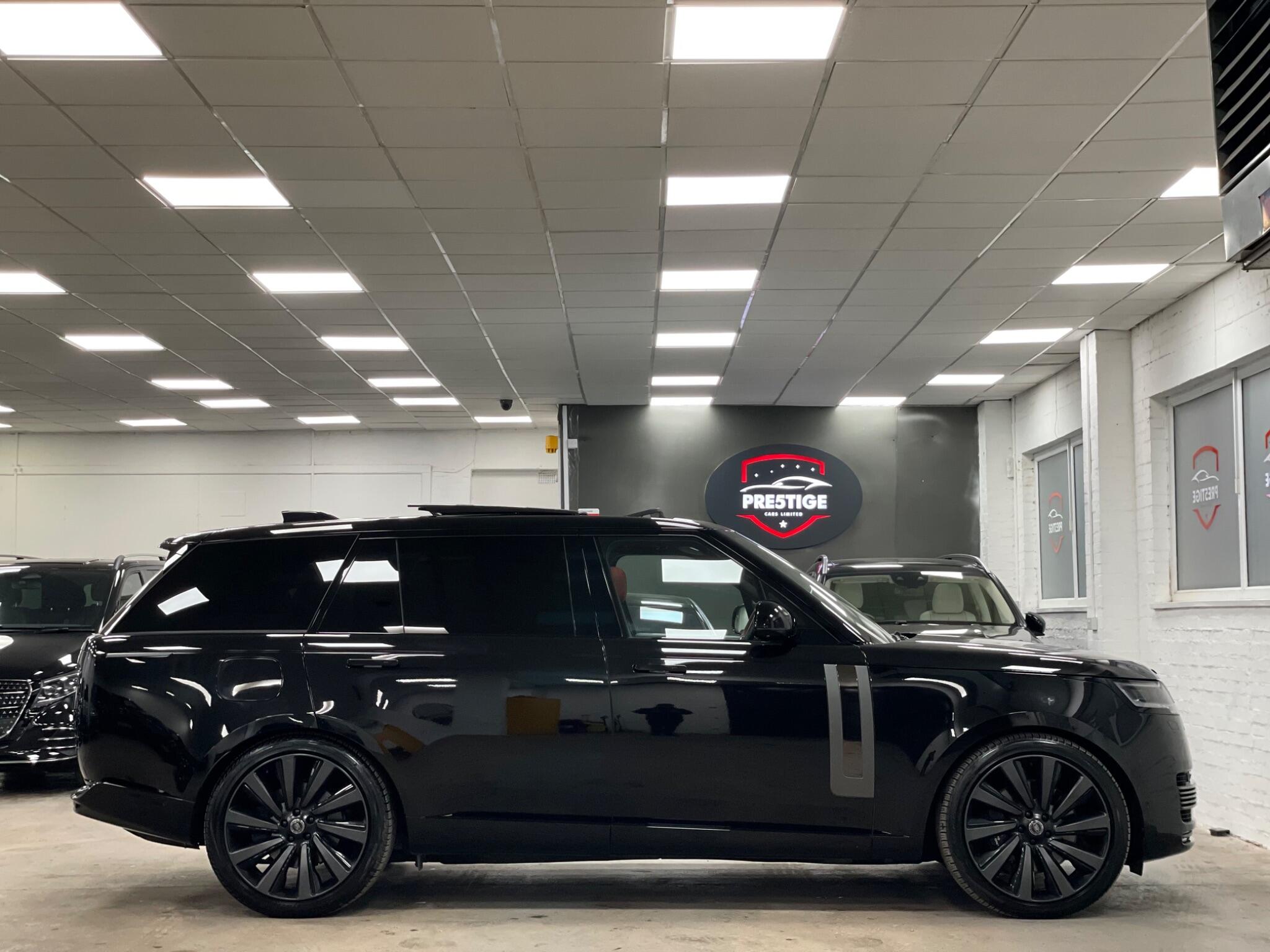 Land Rover Range Rover view 8