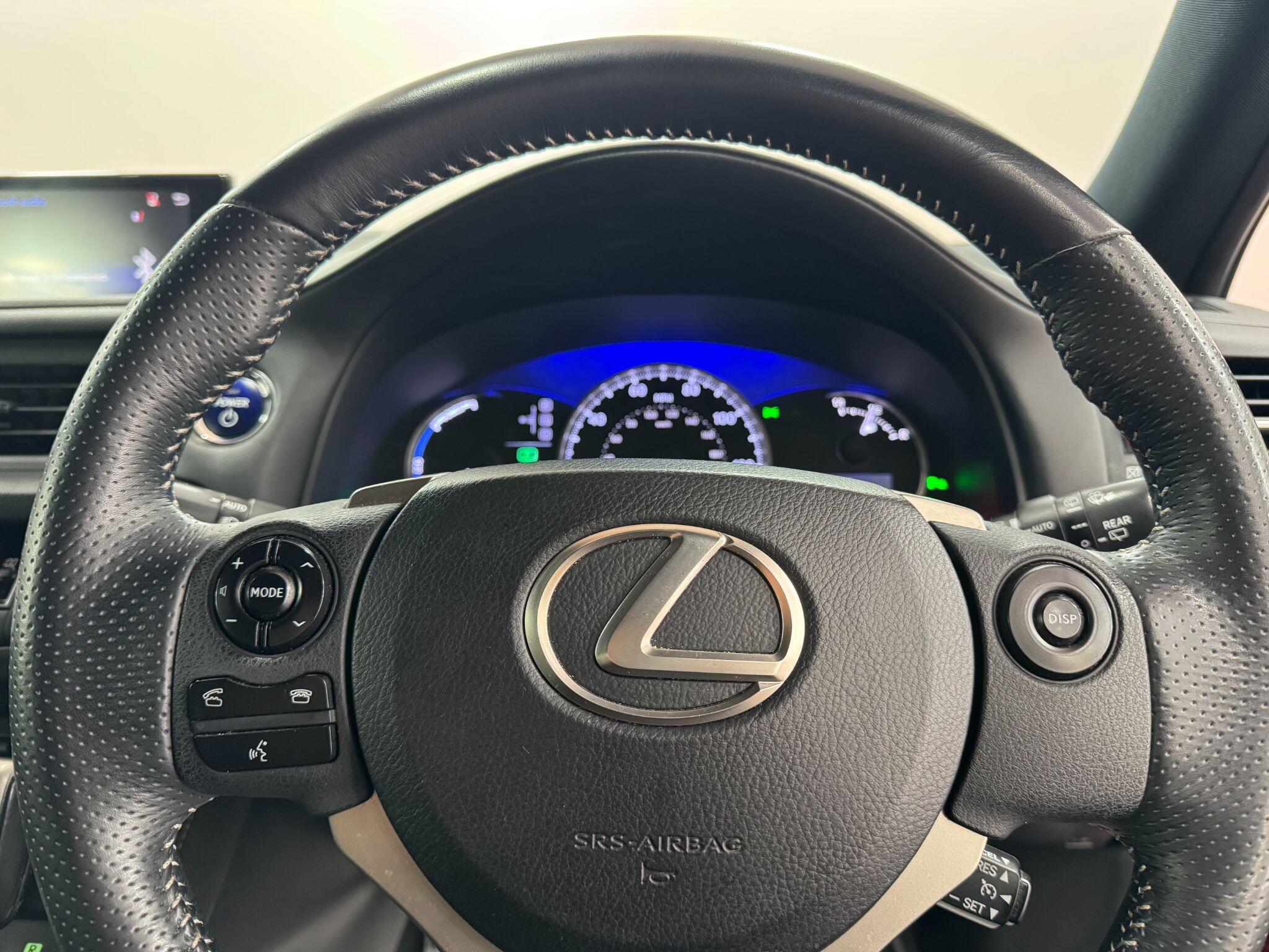 Lexus CT view 25