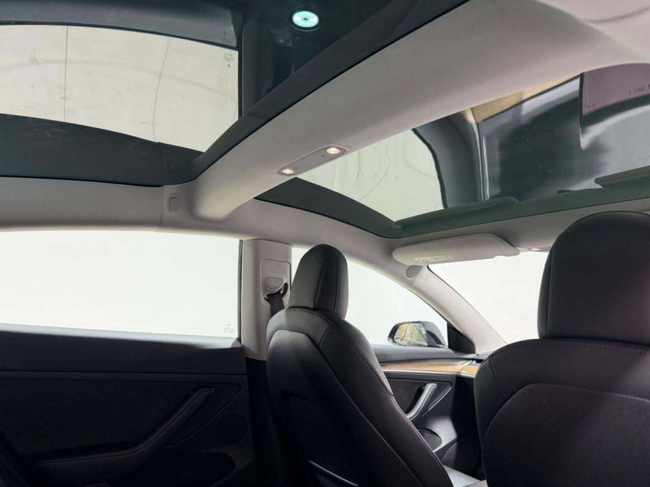 Tesla Model 3 view 5