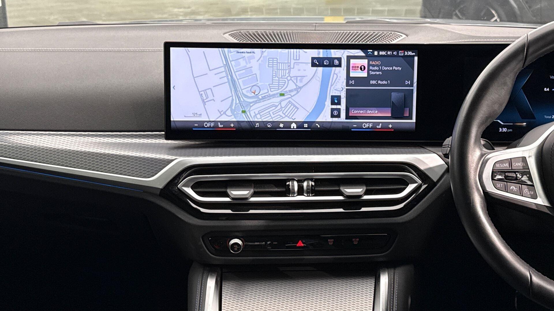 BMW i4 view 8