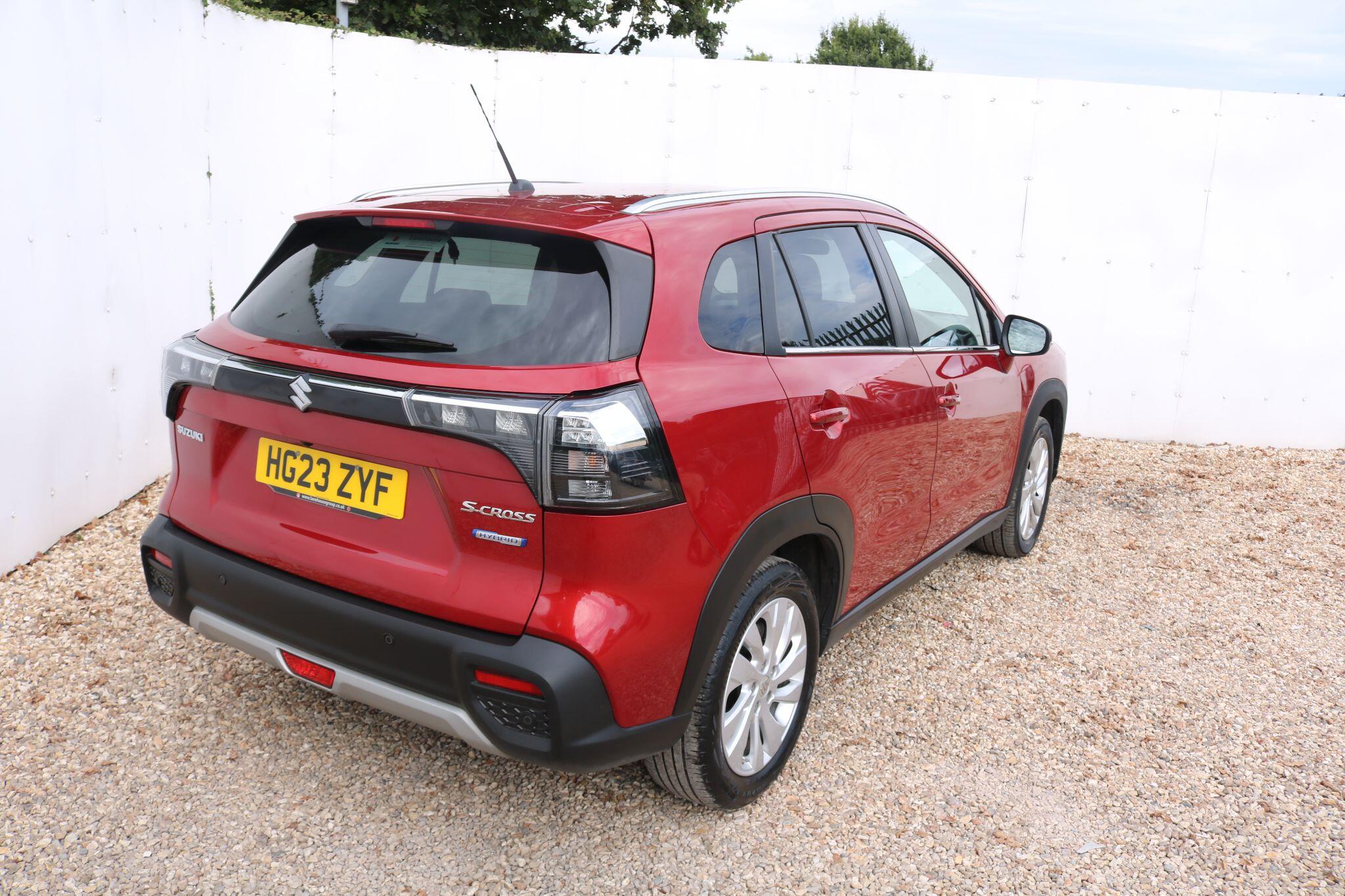 Suzuki S-Cross view 6