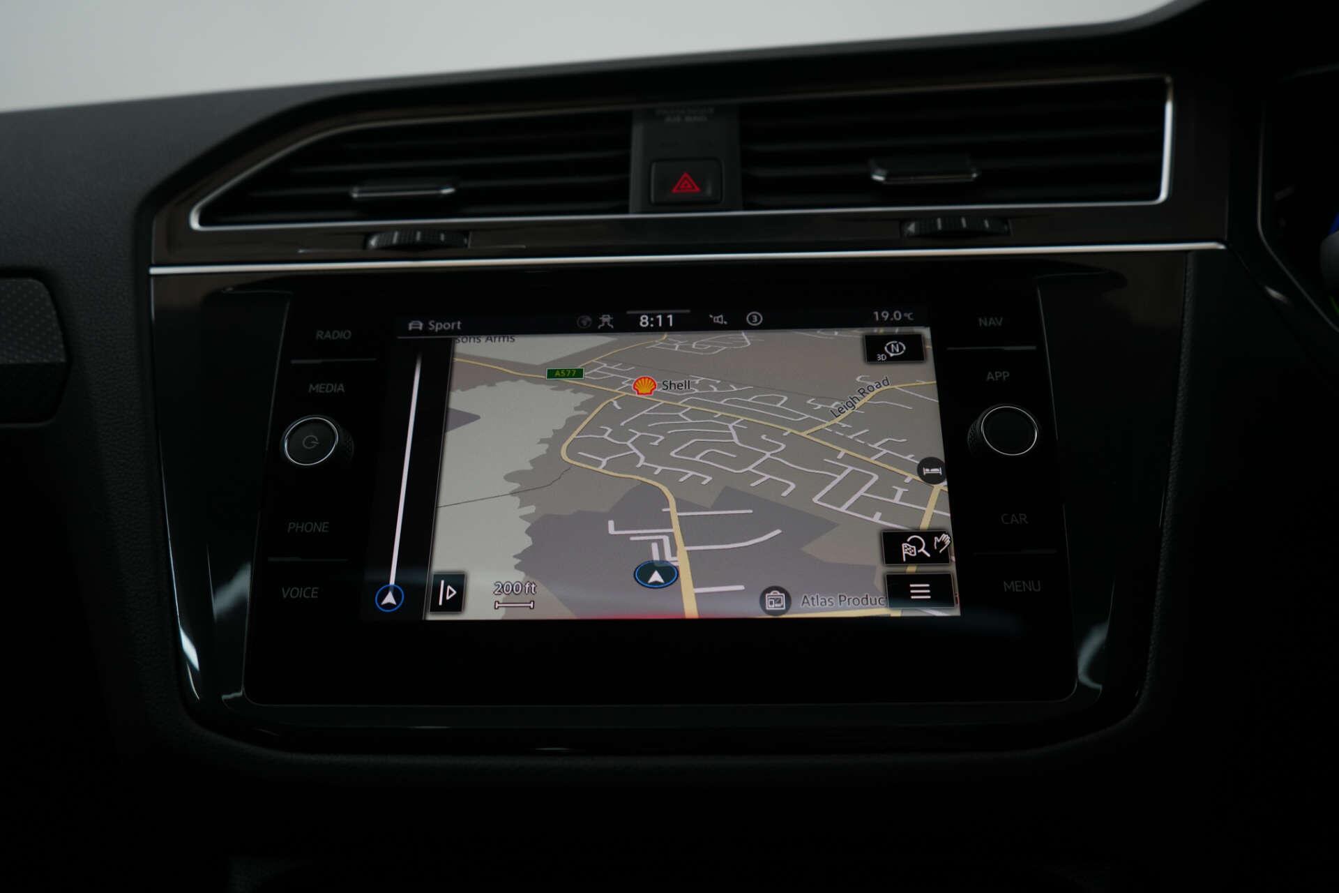 Volkswagen Tiguan view 22