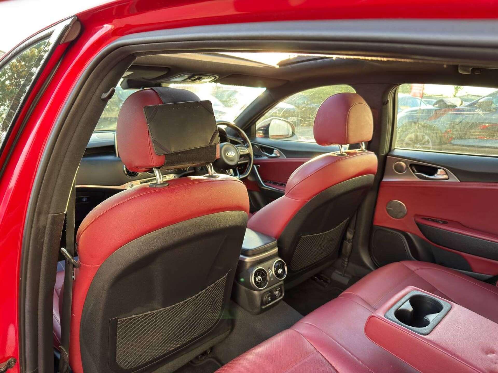 Kia Stinger view 36