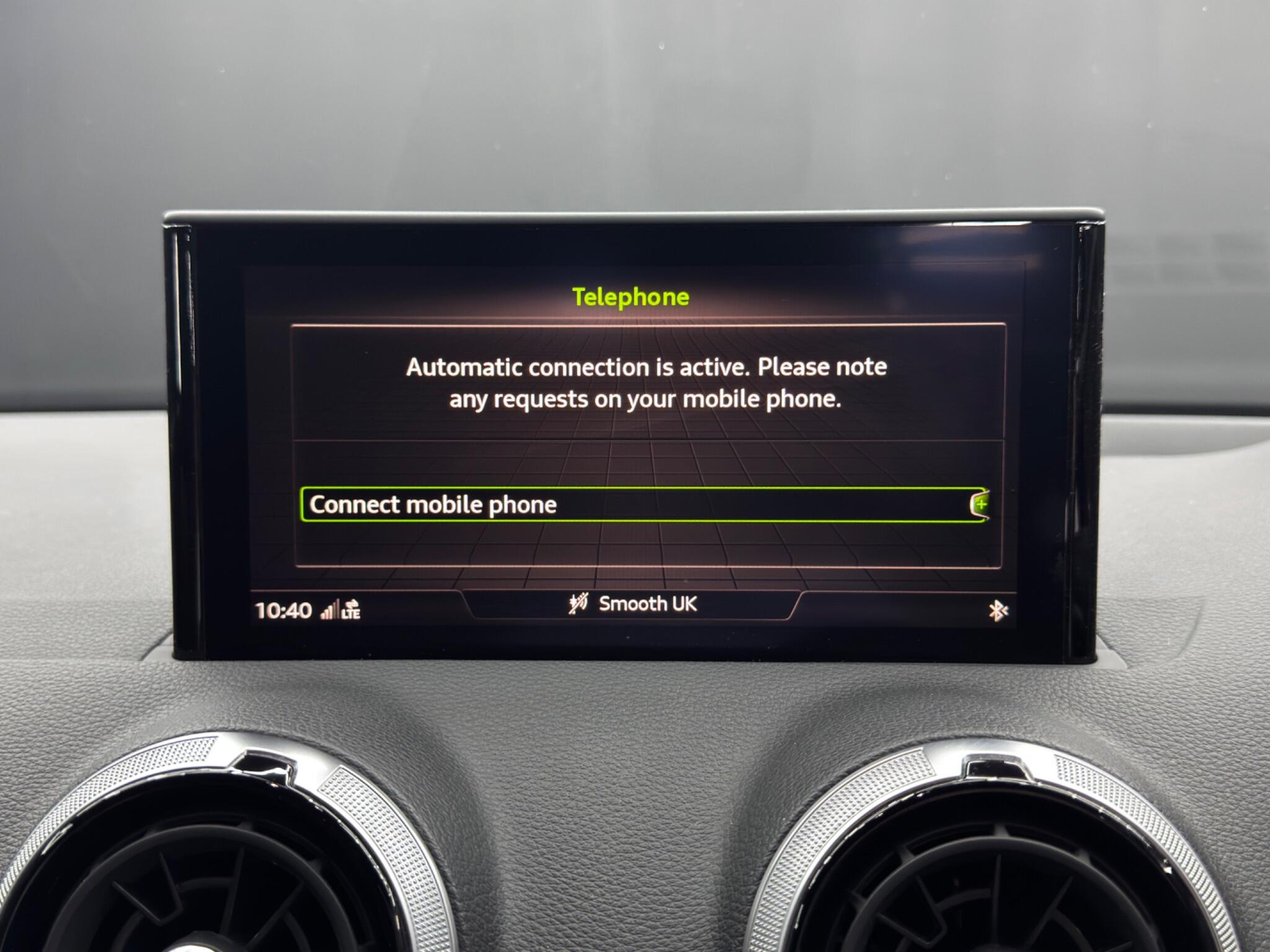 Audi Q2 view 31