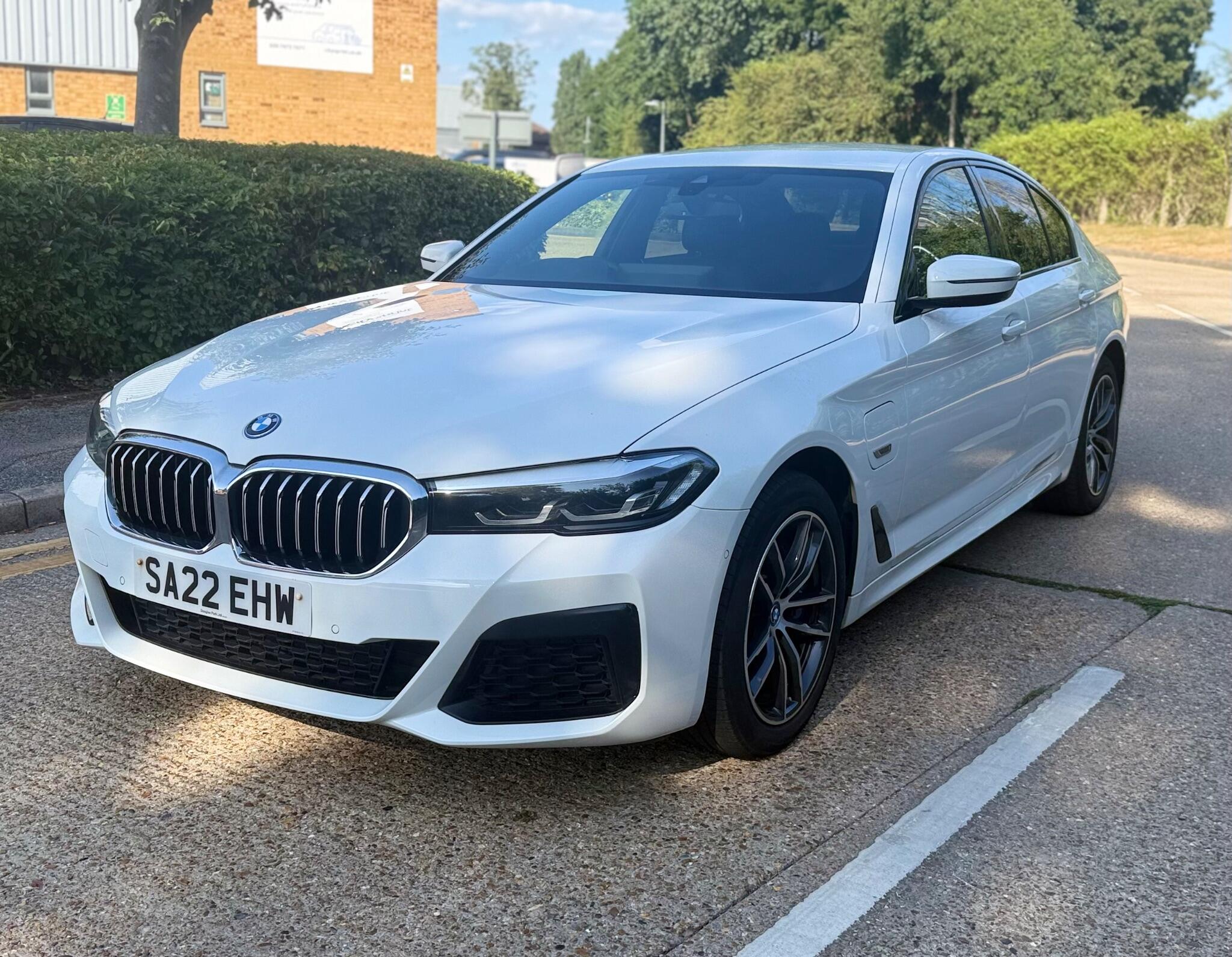 BMW 5 Series view 7