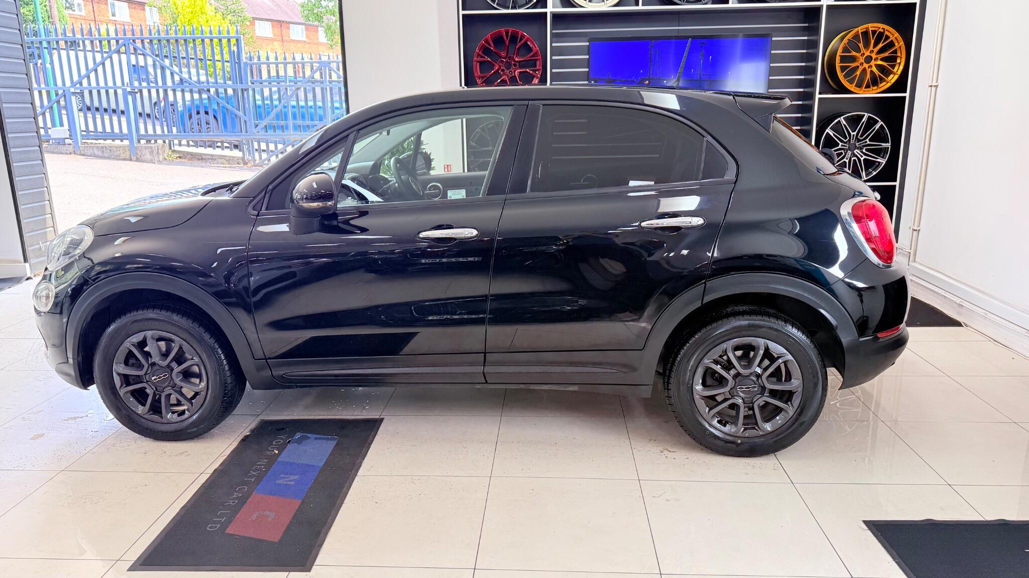 Fiat 500X view 28