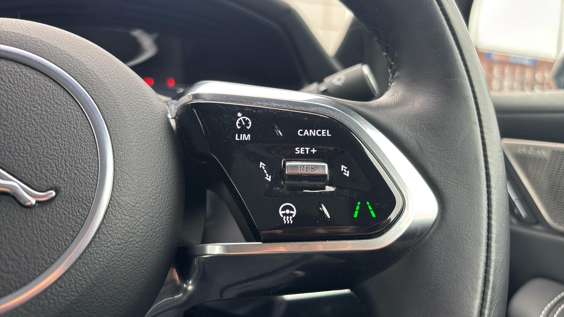Jaguar I-Pace view 27