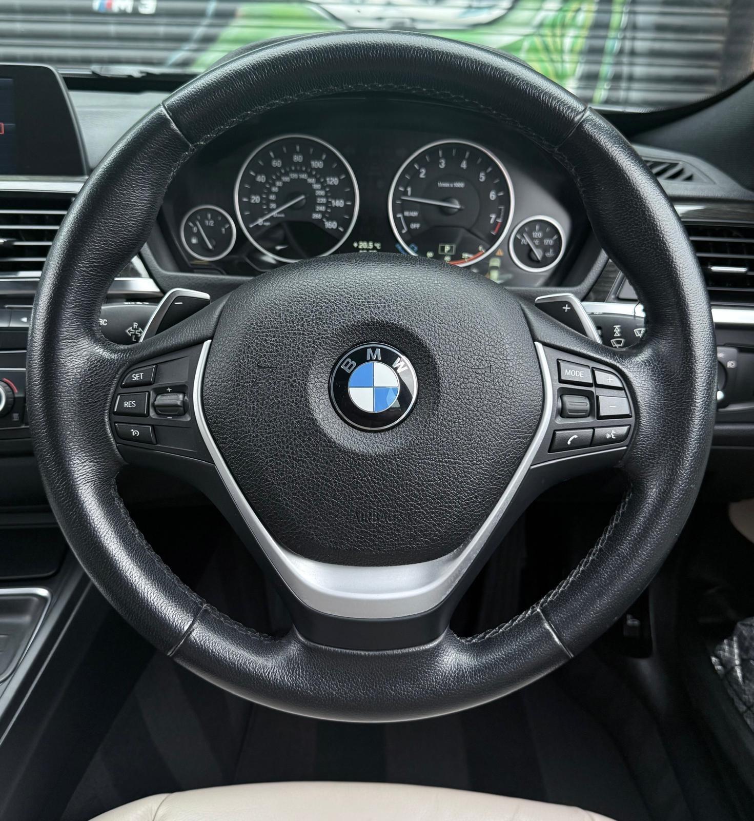 BMW 3 Series view 47